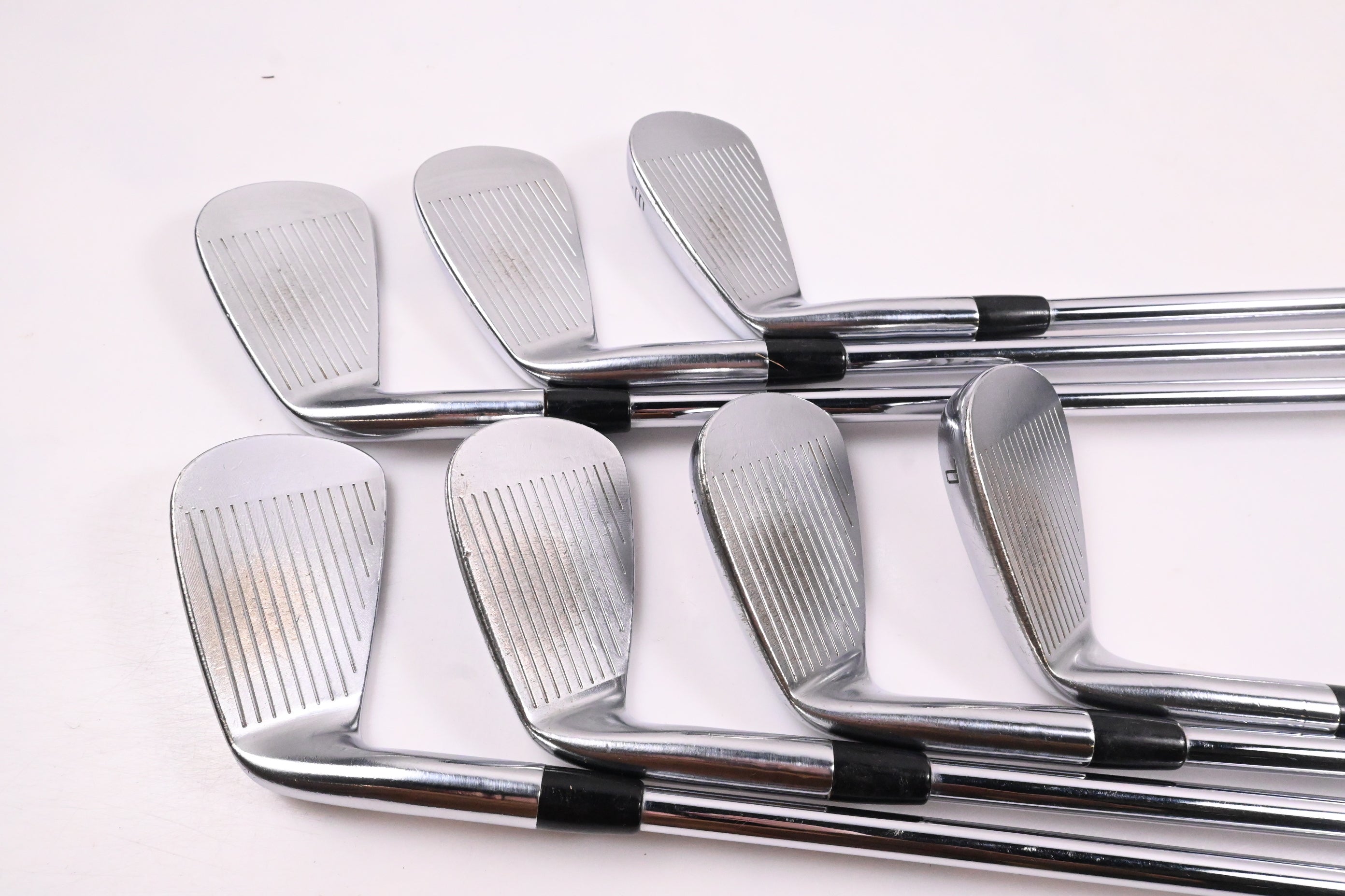 Taylormade P730 Irons / 4-PW / X-Flex Steel Shafts
