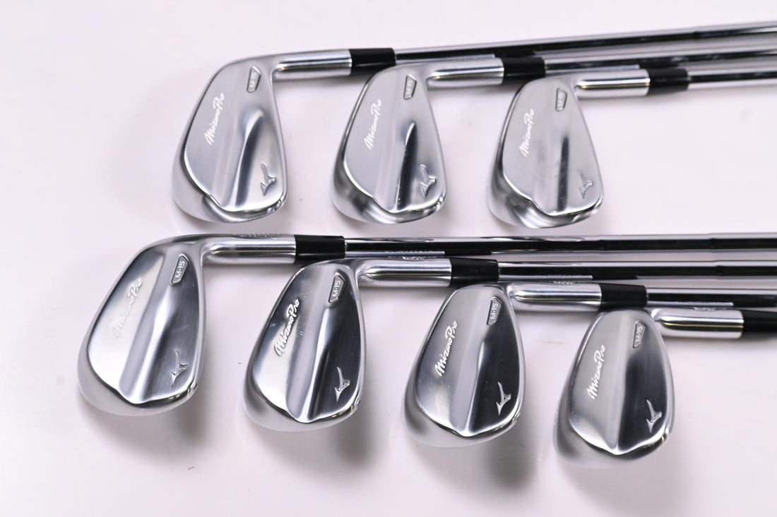 Mizuno M-15 Irons / 5-PW+GW / Stiff Flex Dynamic Gold Mid 100 S300 Shafts