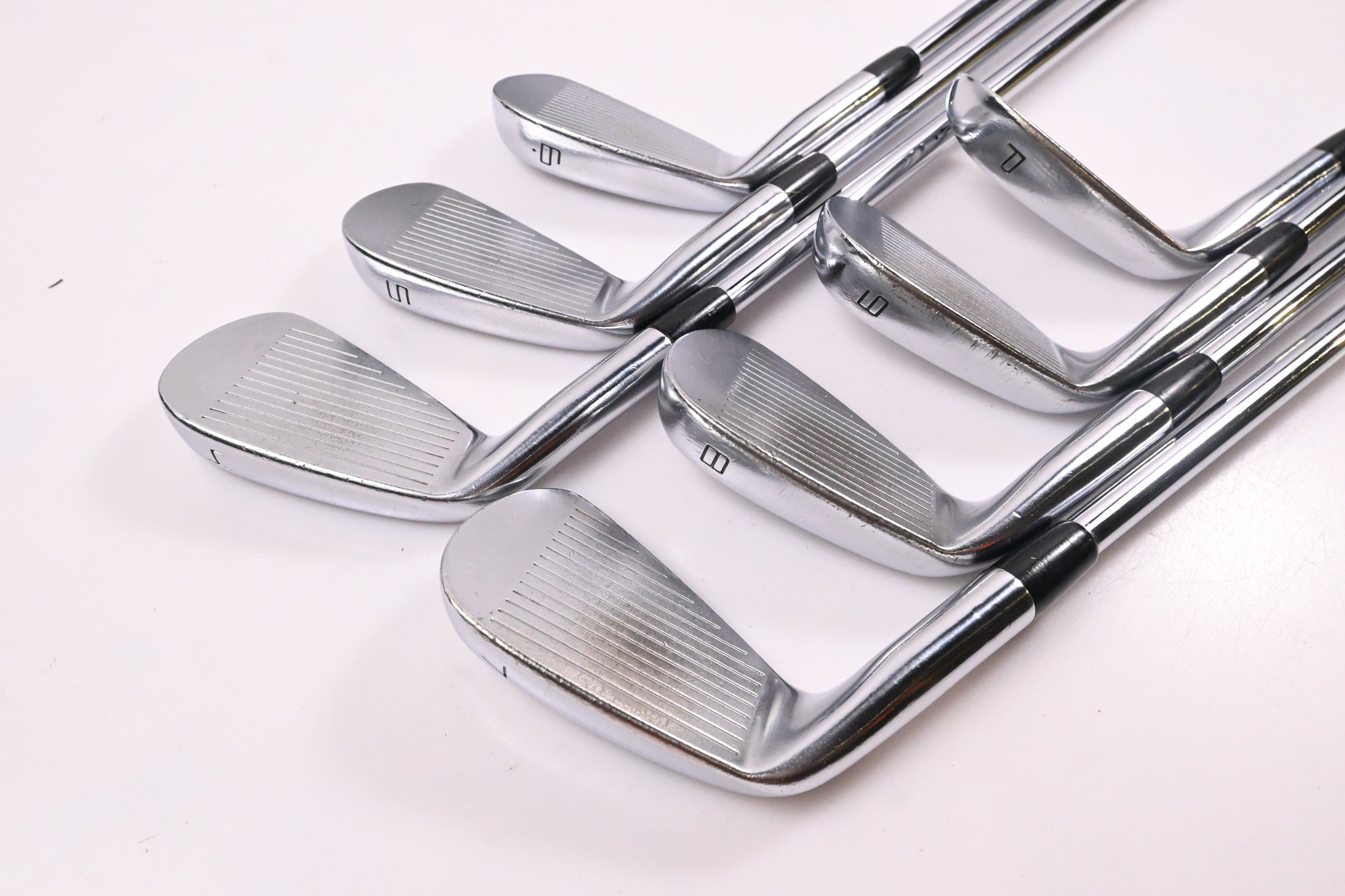 Taylormade P730 Irons / 4-PW / X-Flex Steel Shafts