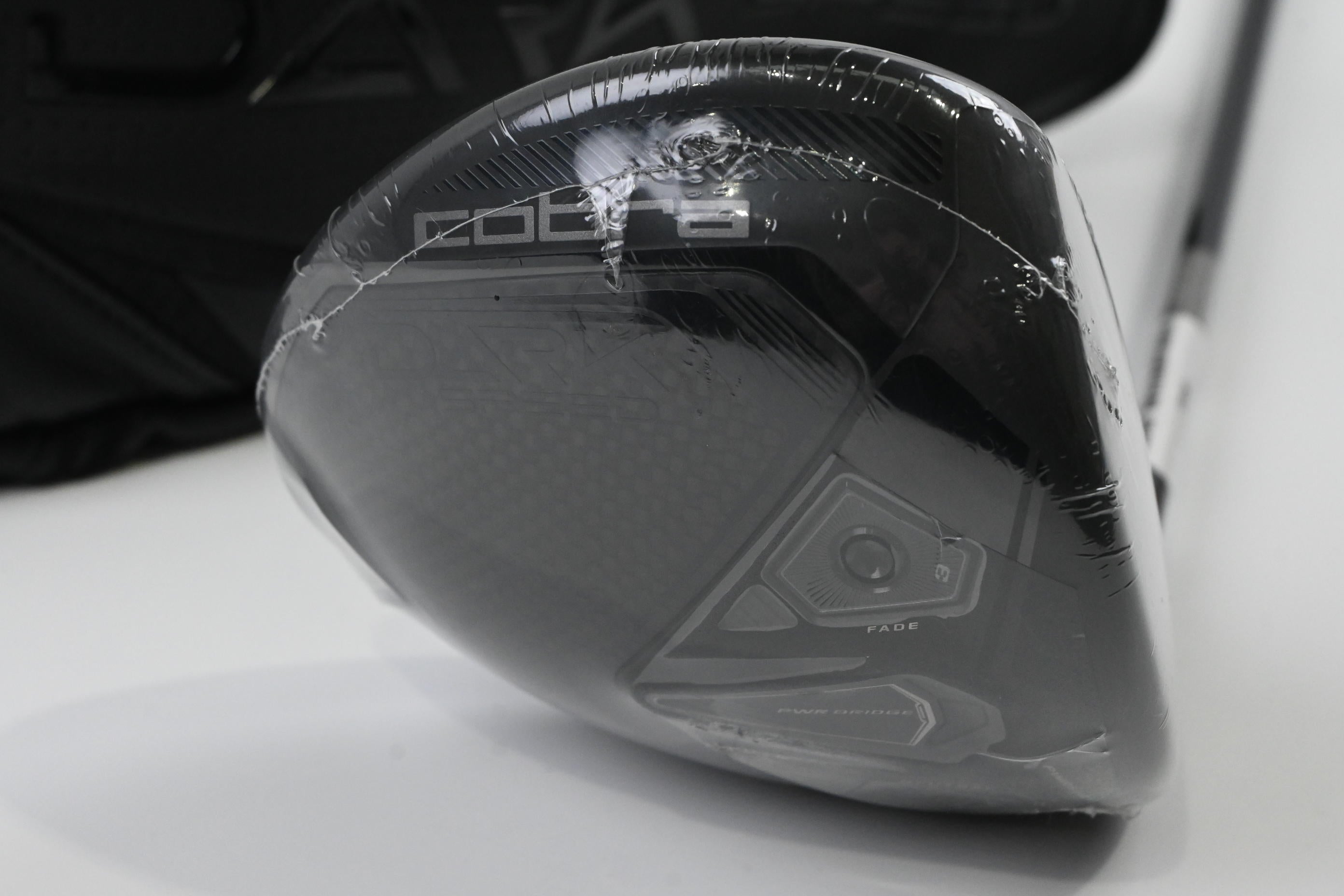 Cobra Darkspeed LS Driver / 9 Degree / Stiff Flex UST Lin-Q M40X White 6 Shaft