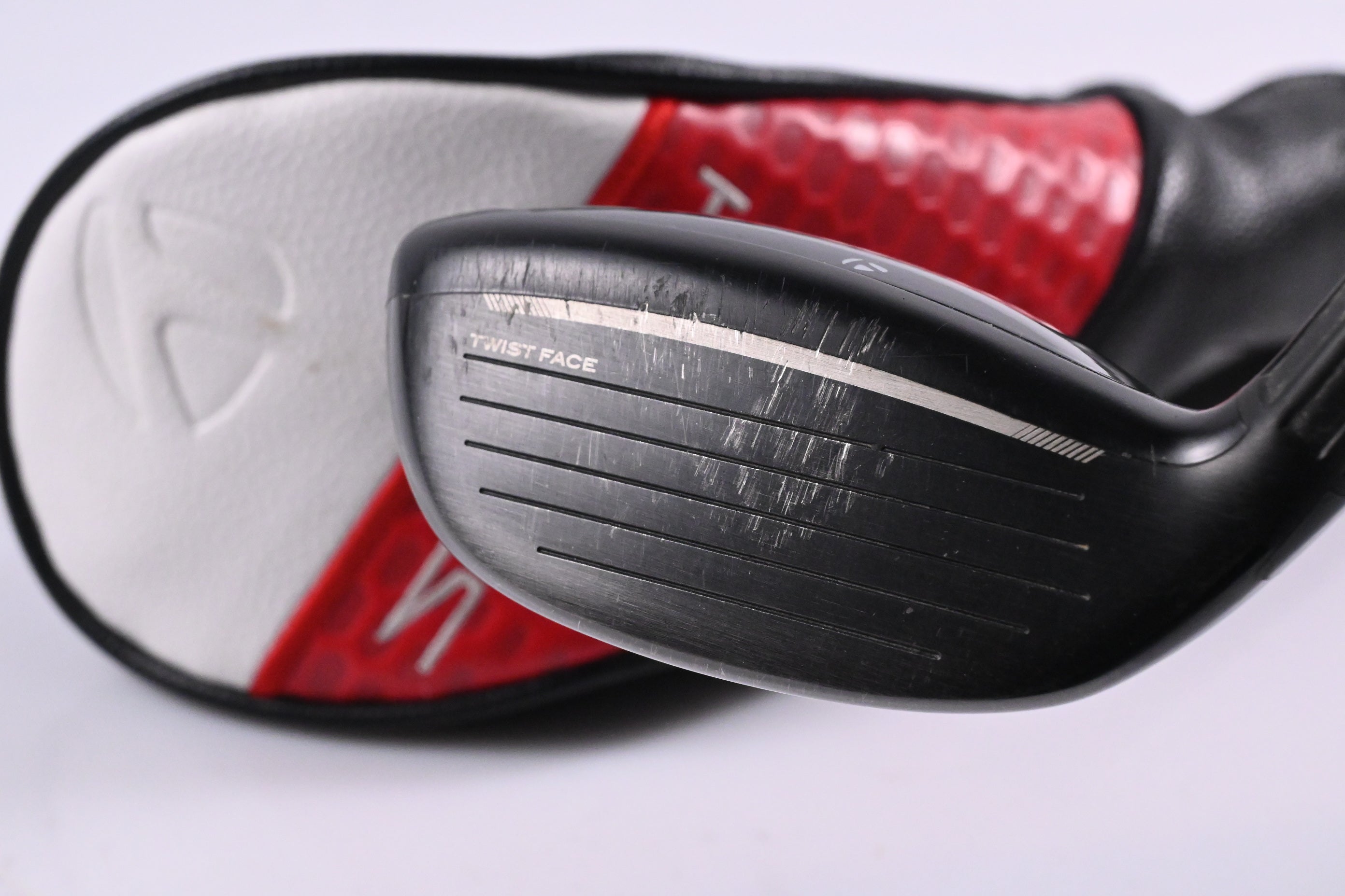 Taylormade Stealth 2 #6 Hybrid / 28 Degree / Senior Flex Fujikura Ventus TR Red