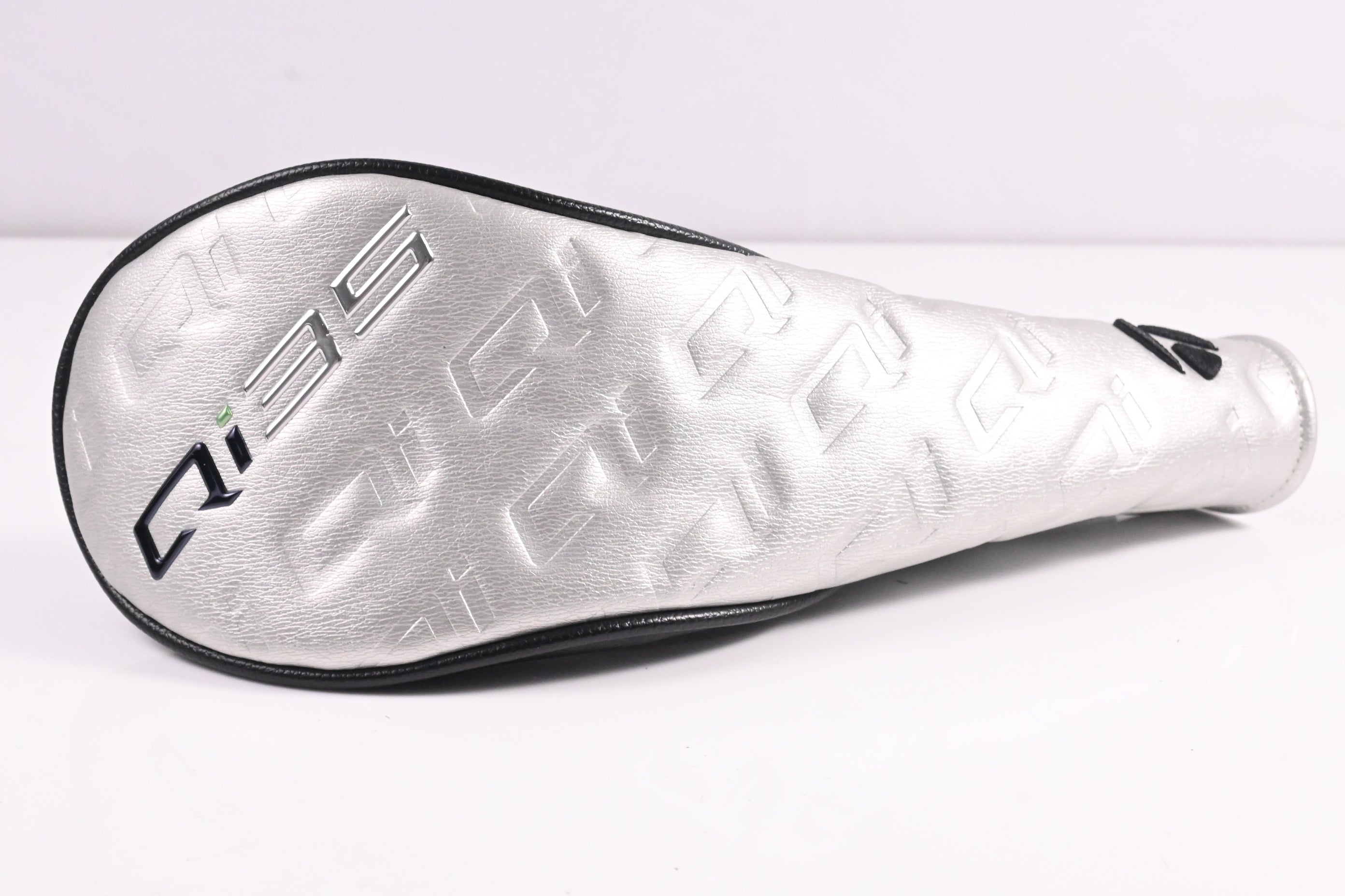 Taylormade Qi35 #5 Wood / 18 Degree / Regular Flex Fujikura Ventus Blue 5 Shaft