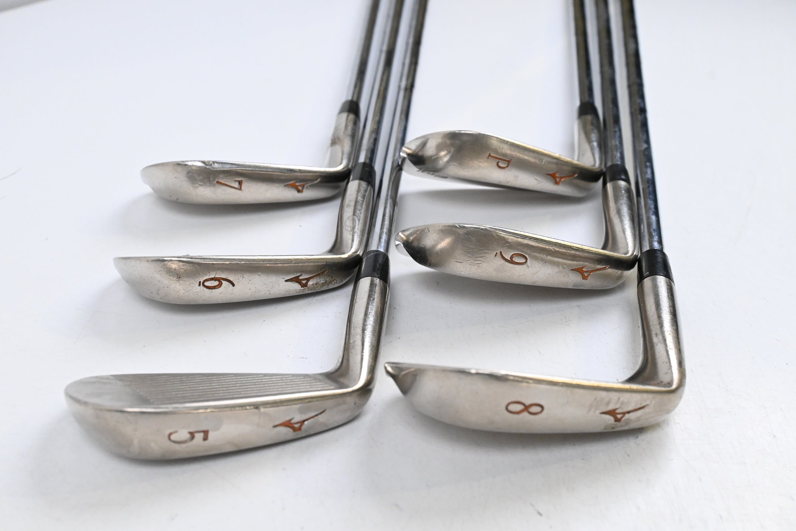 Mizuno MP-68 Irons / 5-PW / Stiff Flex Dynamic Gold S300 Shafts