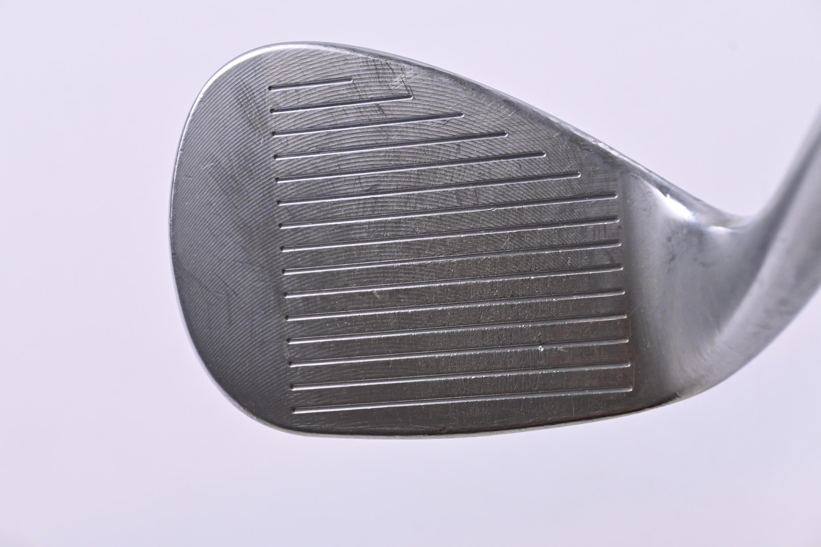 Cleveland 588 RTX Gap Wedge / 52 Degree / Wedge Flex Dynamic Gold Shaft