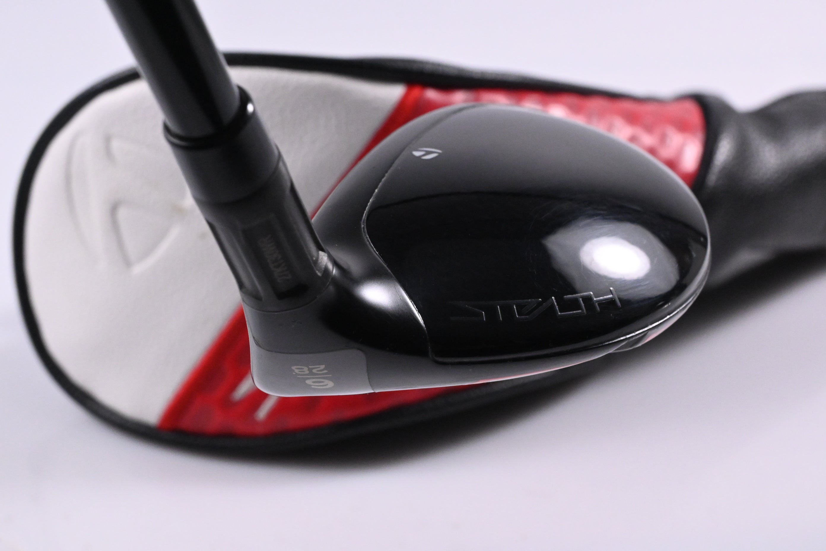 Taylormade Stealth 2 #6 Hybrid / 28 Degree / Senior Flex Fujikura Ventus TR Red