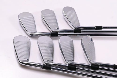 Mizuno MP-53 Irons / 4-PW / Regular Flex Dynalite Gold XP R300 Shafts