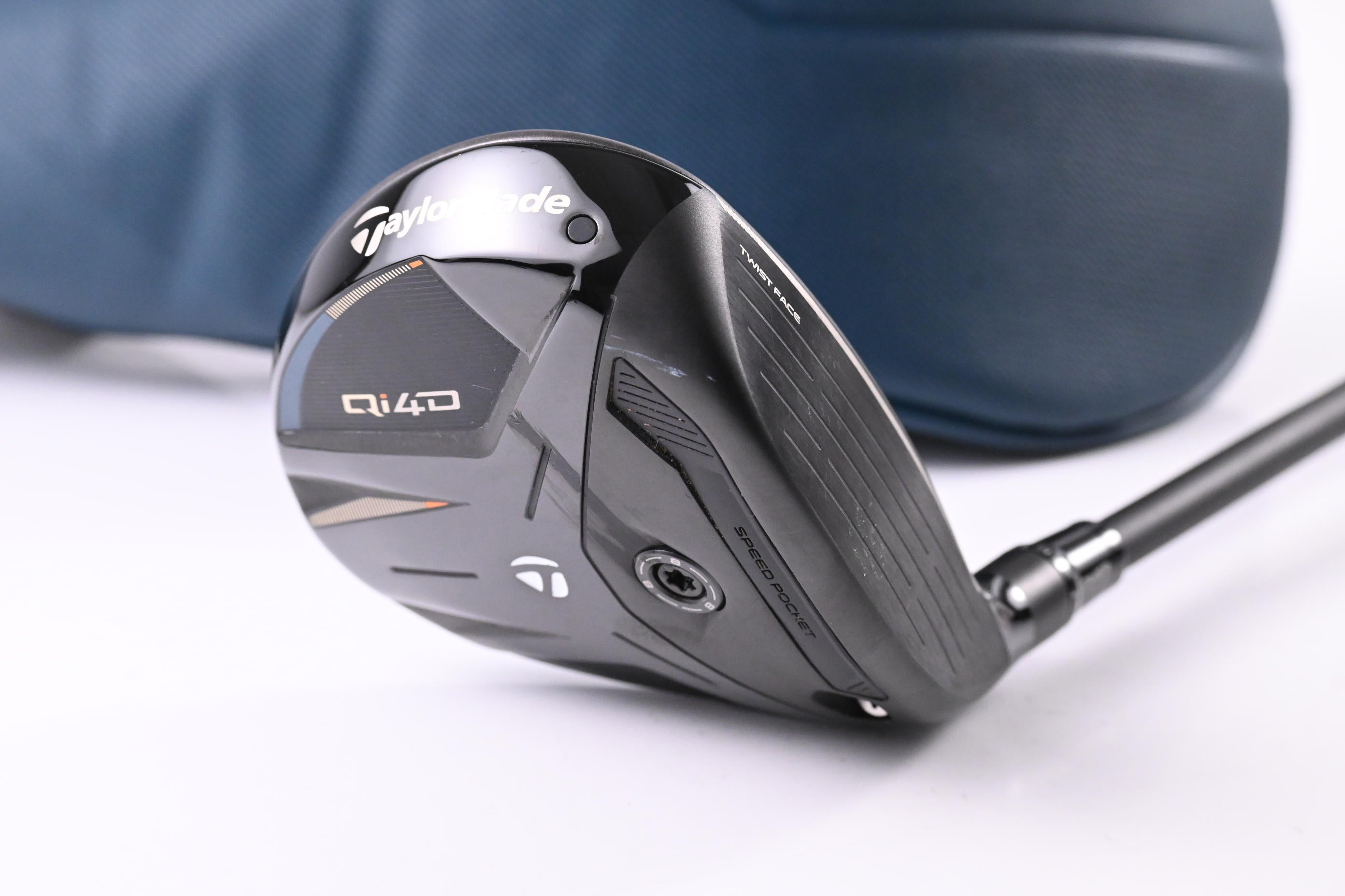Taylormade Qi4D #5 Wood / 18 Degree / Regular Flex REAX 55 Shaft
