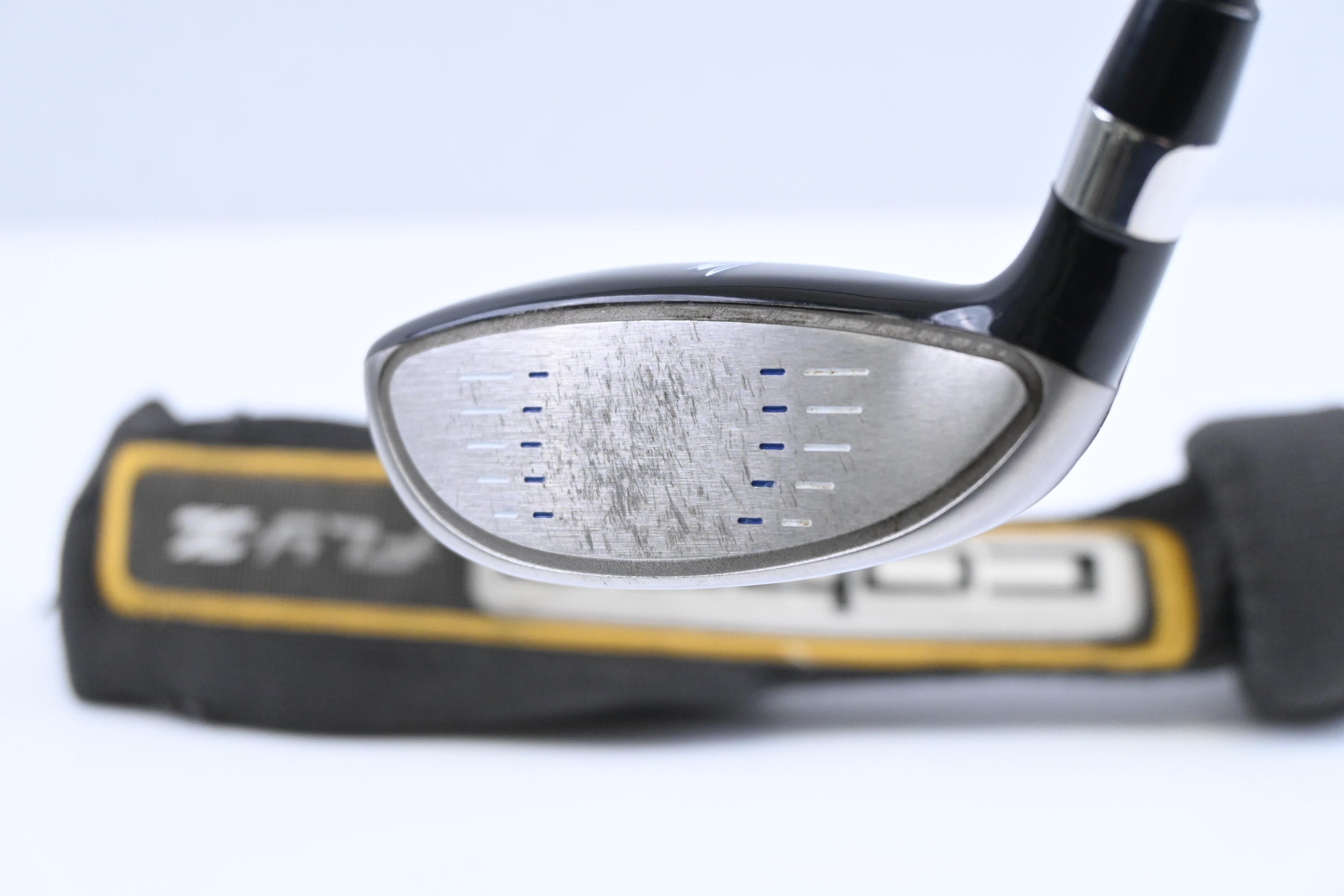 Cobra Fly-Z XL #4 Hybrid / 22 Degree / Regular Flex Cobra Fly-Z XL 65 Shaft