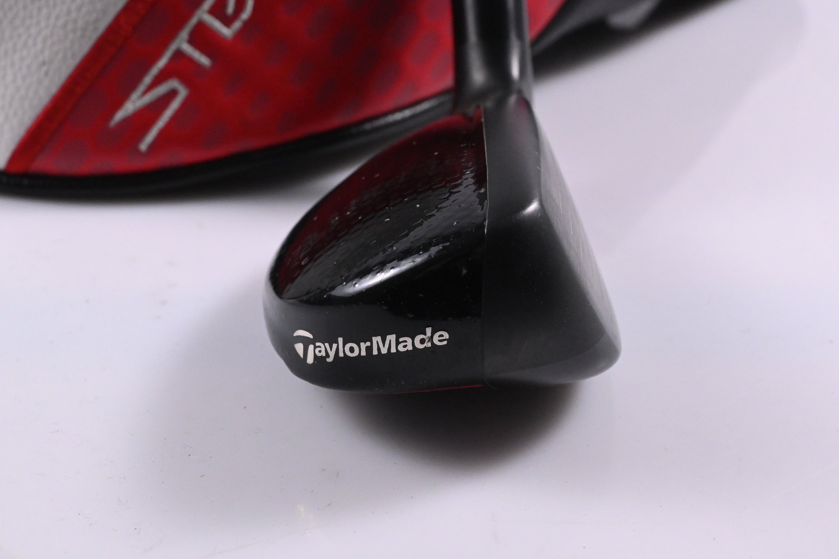Taylormade Stealth 2 Plus #4 Hybrid / 22 Degree / Stiff Flex Kai'li Red 85 Shaft