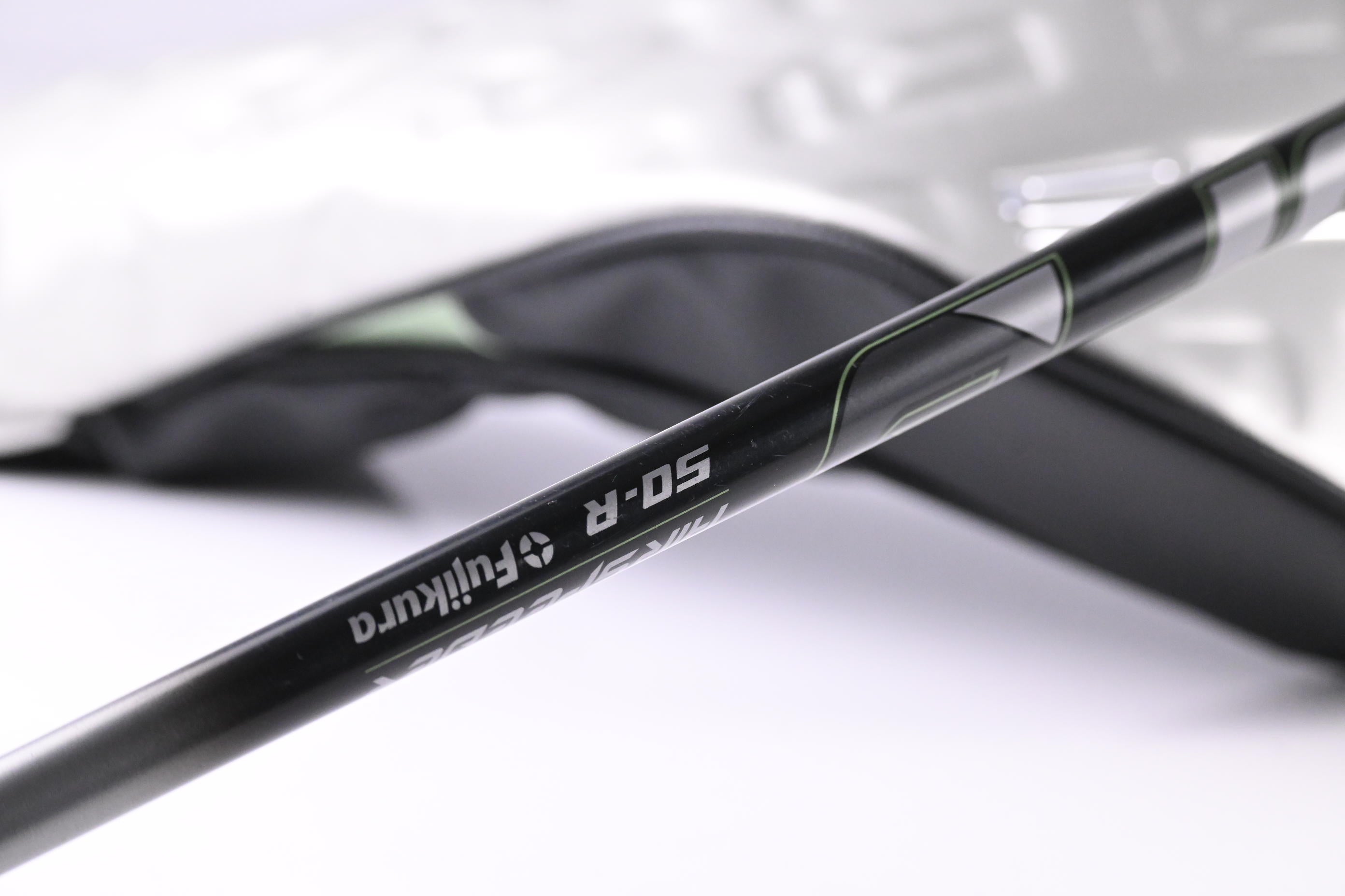 Taylormade Qi35 Driver / 10.5 Degree / Regular Flex Air Speeder 50 Shaft