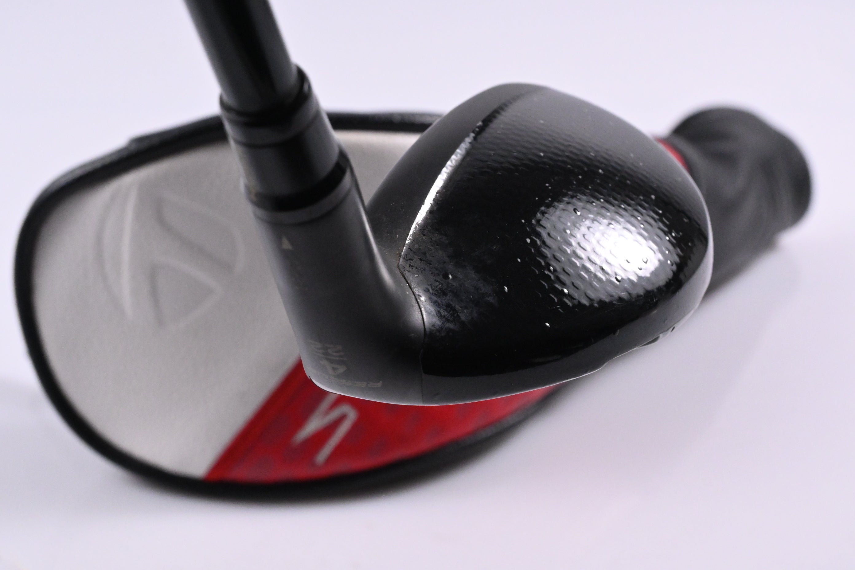 Taylormade Stealth 2 Plus #4 Hybrid / 22 Degree / Stiff Flex Kai'li Red 85 Shaft