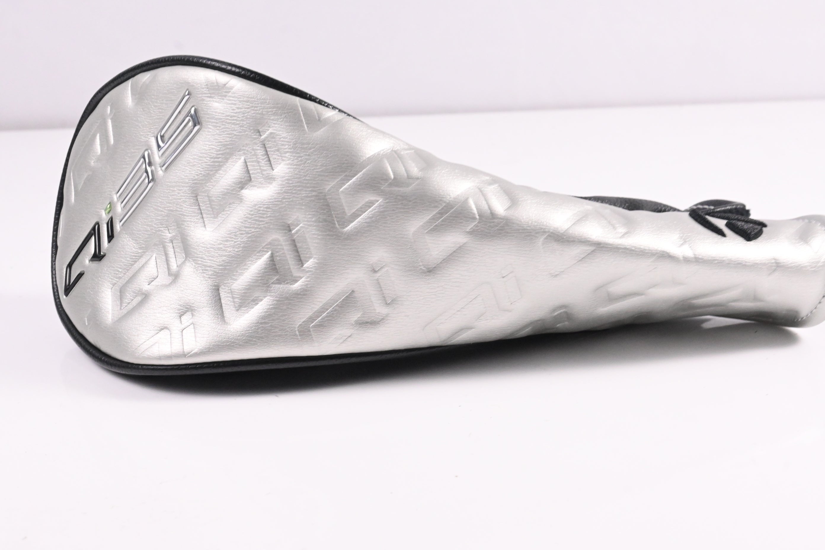 Taylormade Qi35 #5 Wood / 18 Degree / Regular Flex Fujikura Ventus Blue 5 Shaft