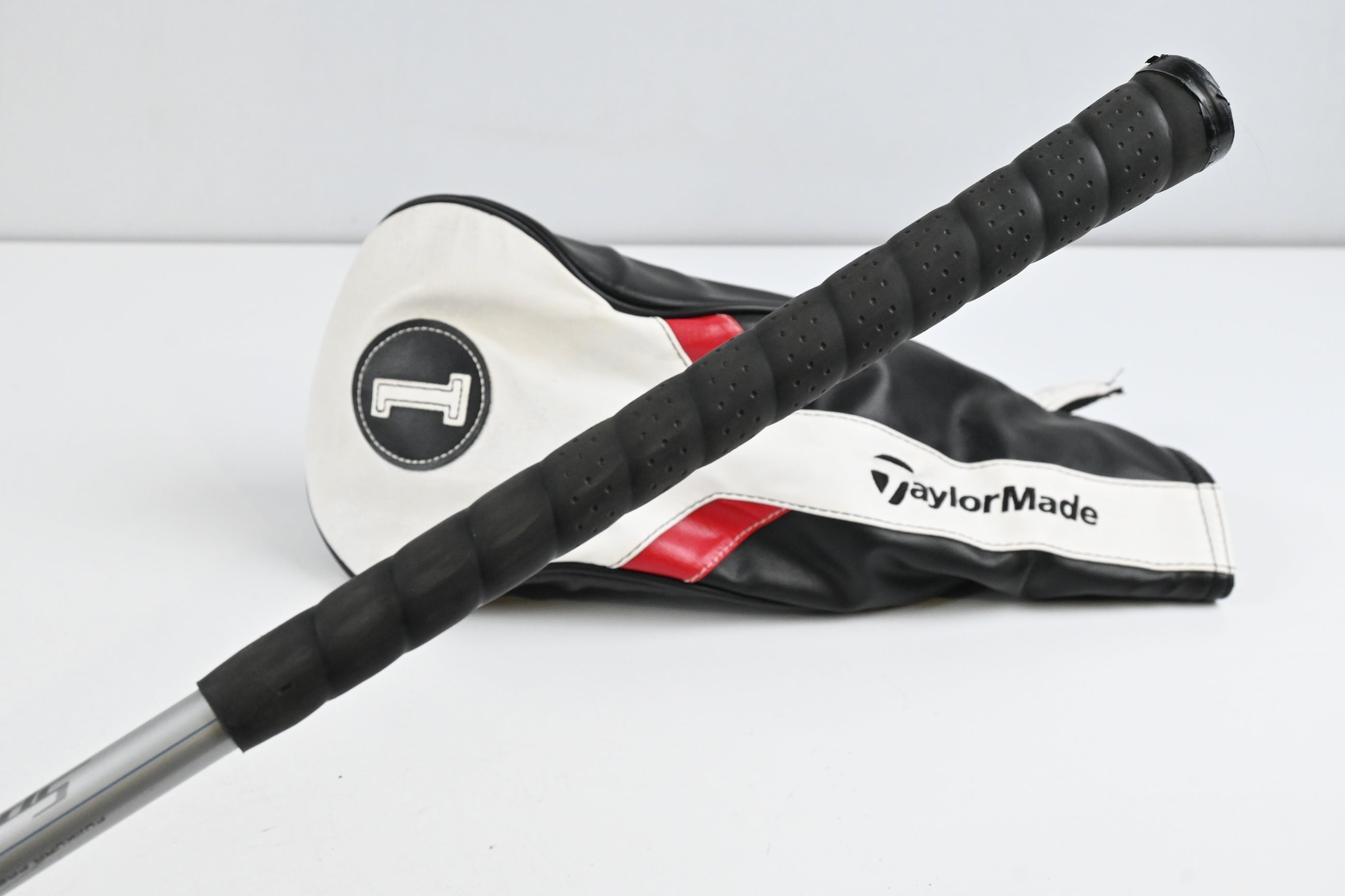 Taylormade SLDR 430 Driver / 10.5 Degree / Stiff Flex Fujikura Speeder 65 Shaft