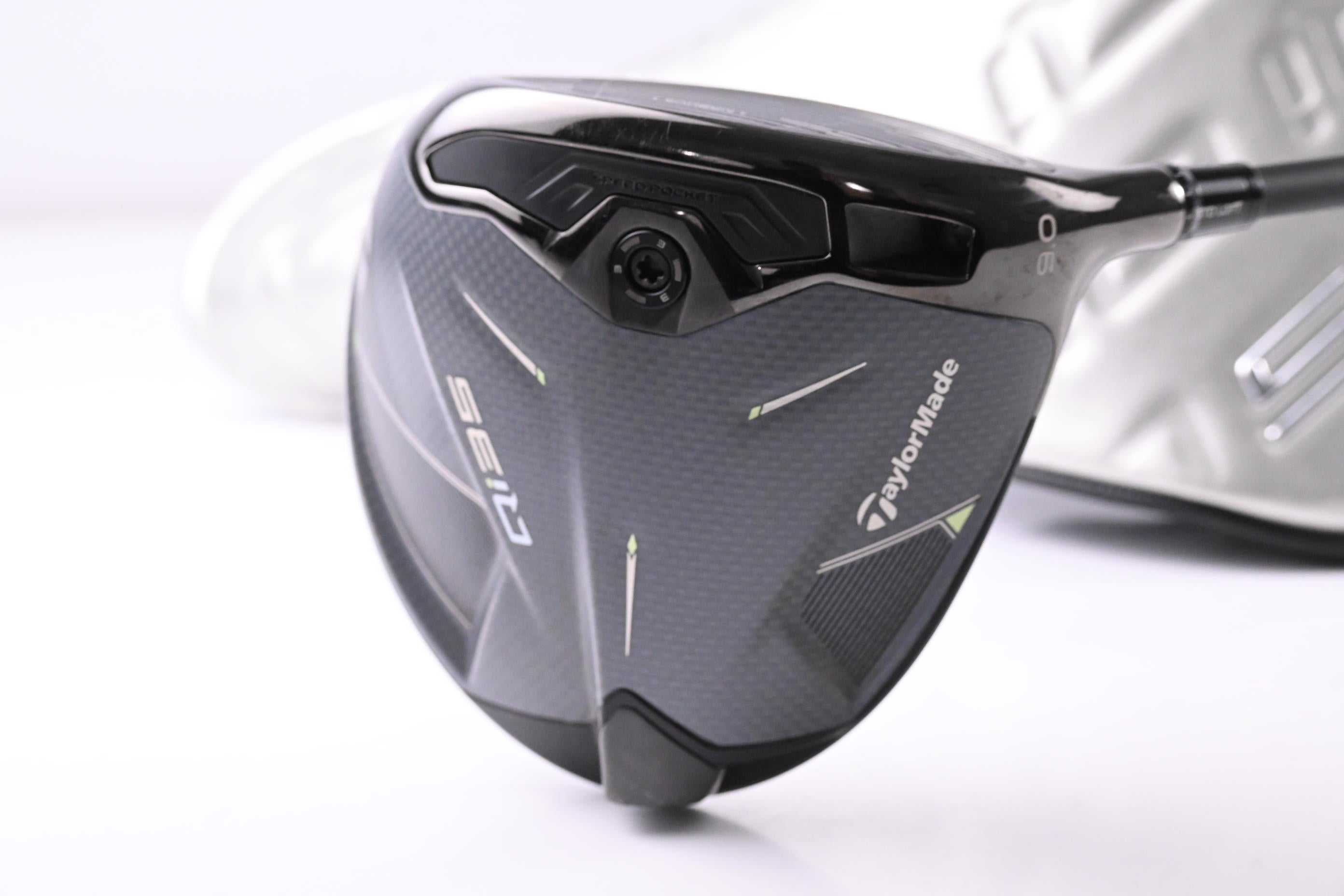 Taylormade Qi35 Driver / 9 Degree / Regular Flex REAX Blue 50 Shaft