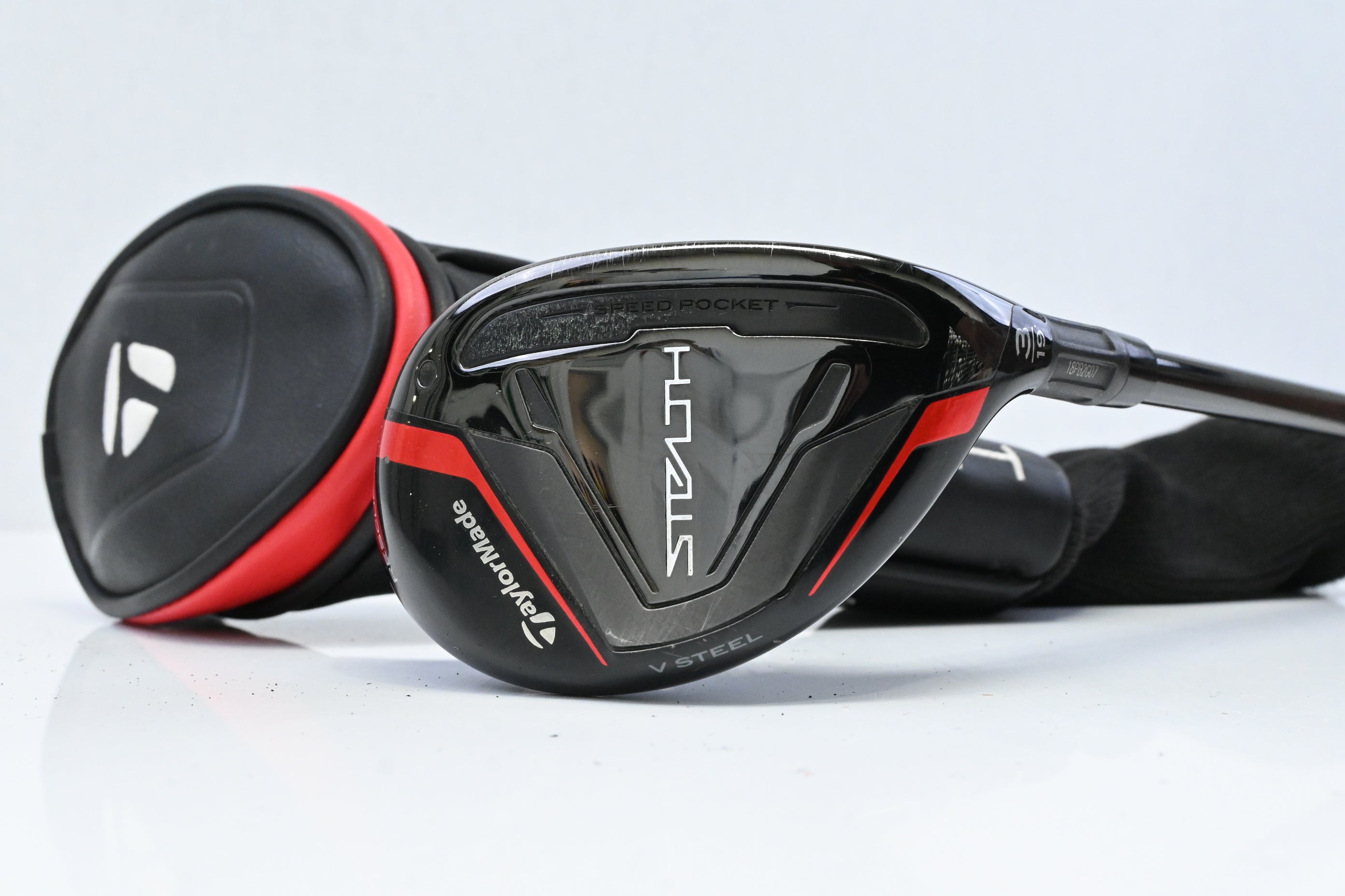 Taylormade Stealth #3 Hybrid / 19 Degree / Regular Flex Fujikura Ventus Red 6
