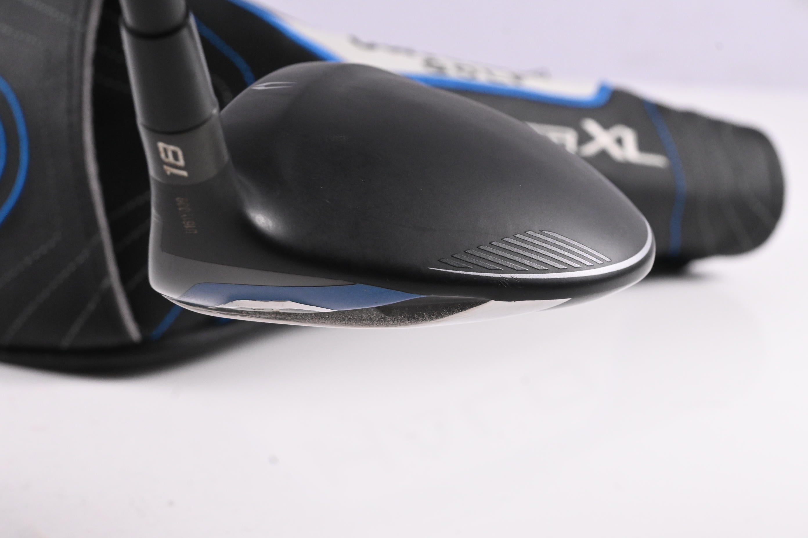 Ladies Cleveland Launcher XL Halo #5 Wood / 18 Degree / Ladies Flex Cypher 55