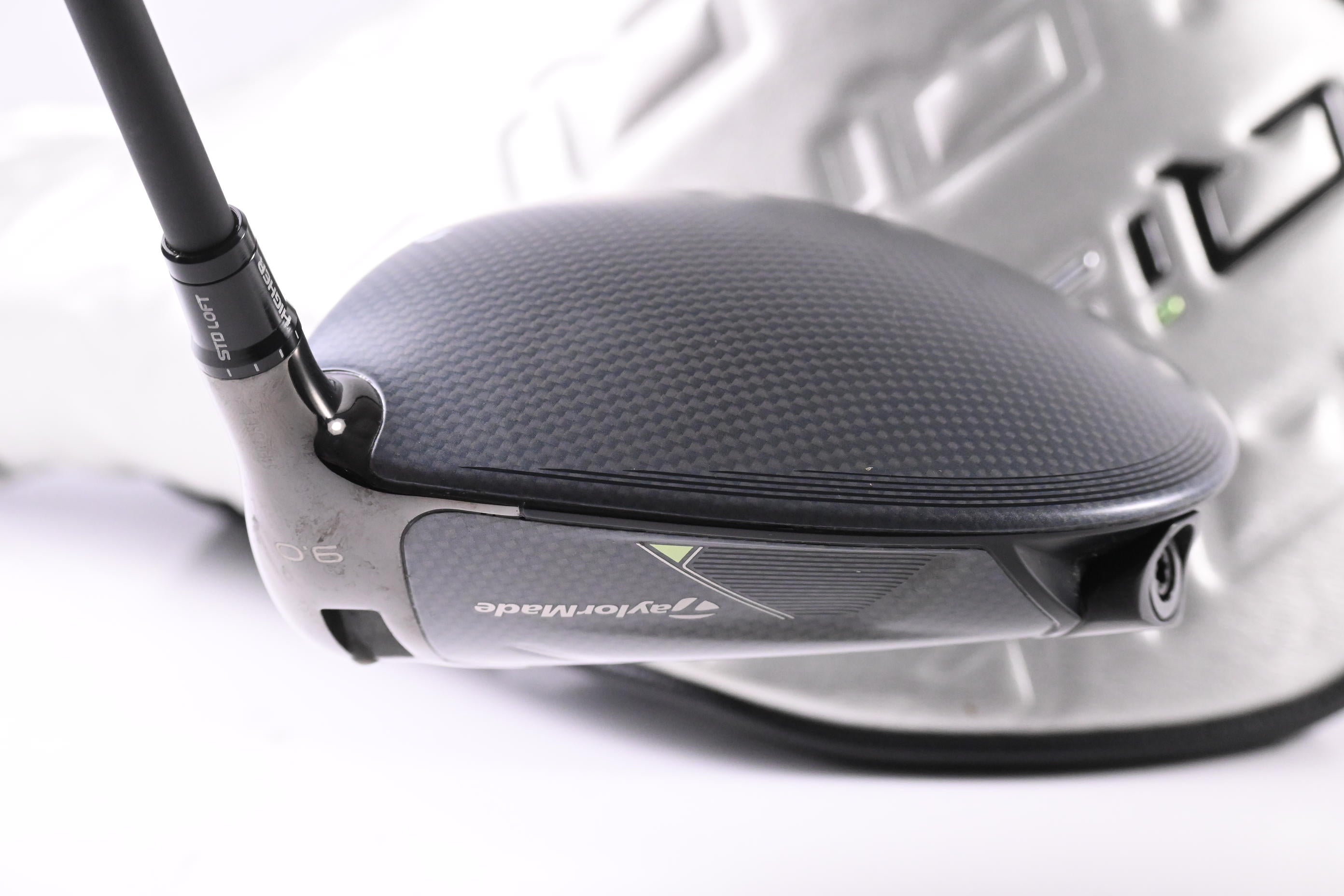 Taylormade Qi35 Driver / 9 Degree / Regular Flex REAX Blue 50 Shaft