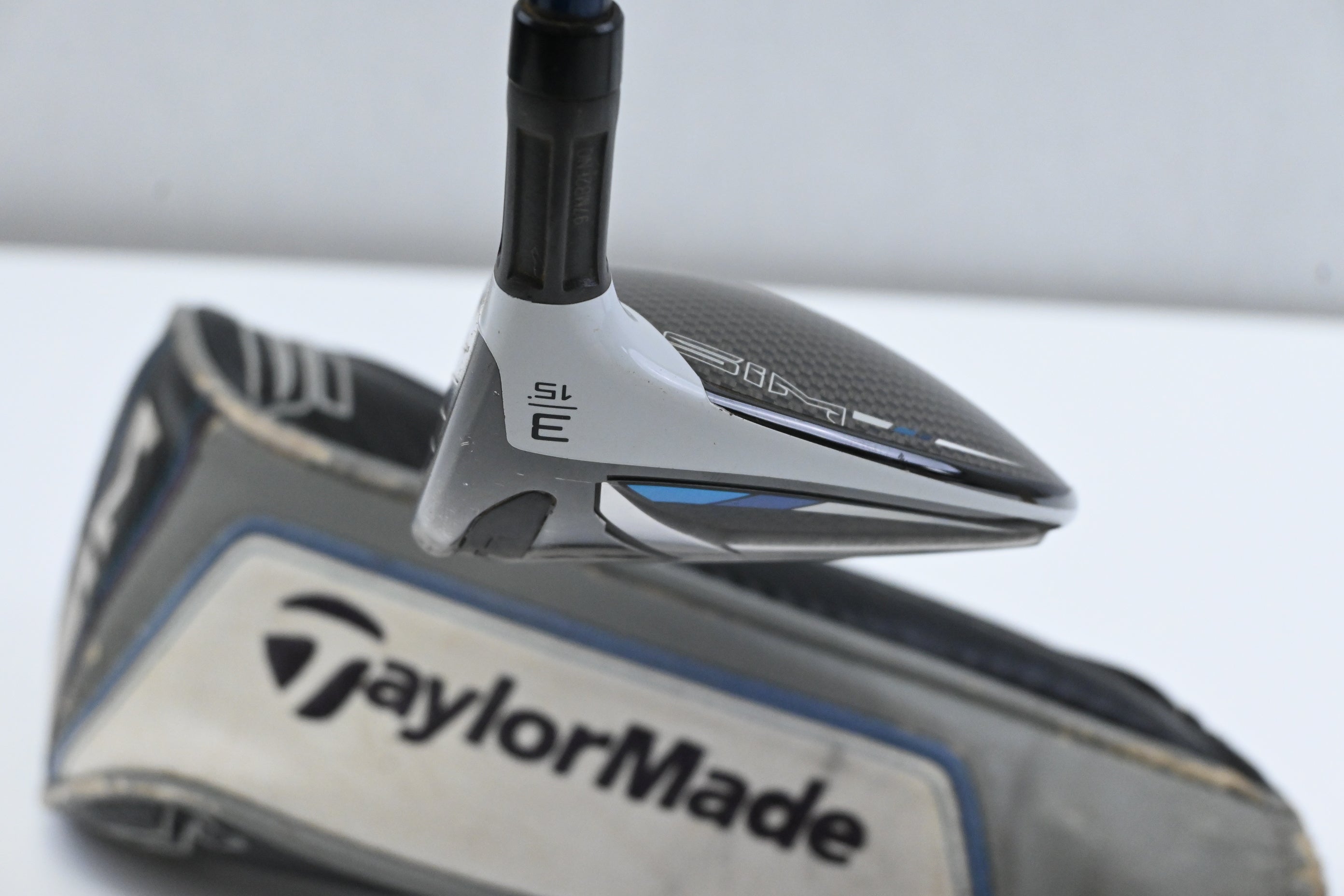 Taylormade SIM Max #5 Wood / 18 Degree / Regular Flex Fujikura Ventus Blue 5