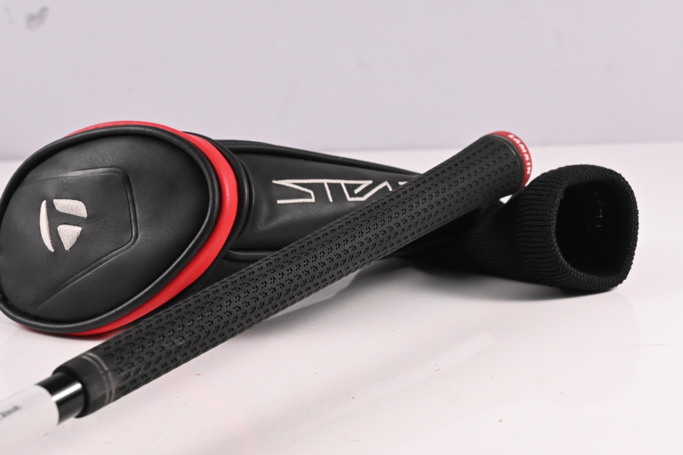 Taylormade Stealth #3 Hybrid / 19 Degree / Stiff Flex Ventus Red 7 Shaft