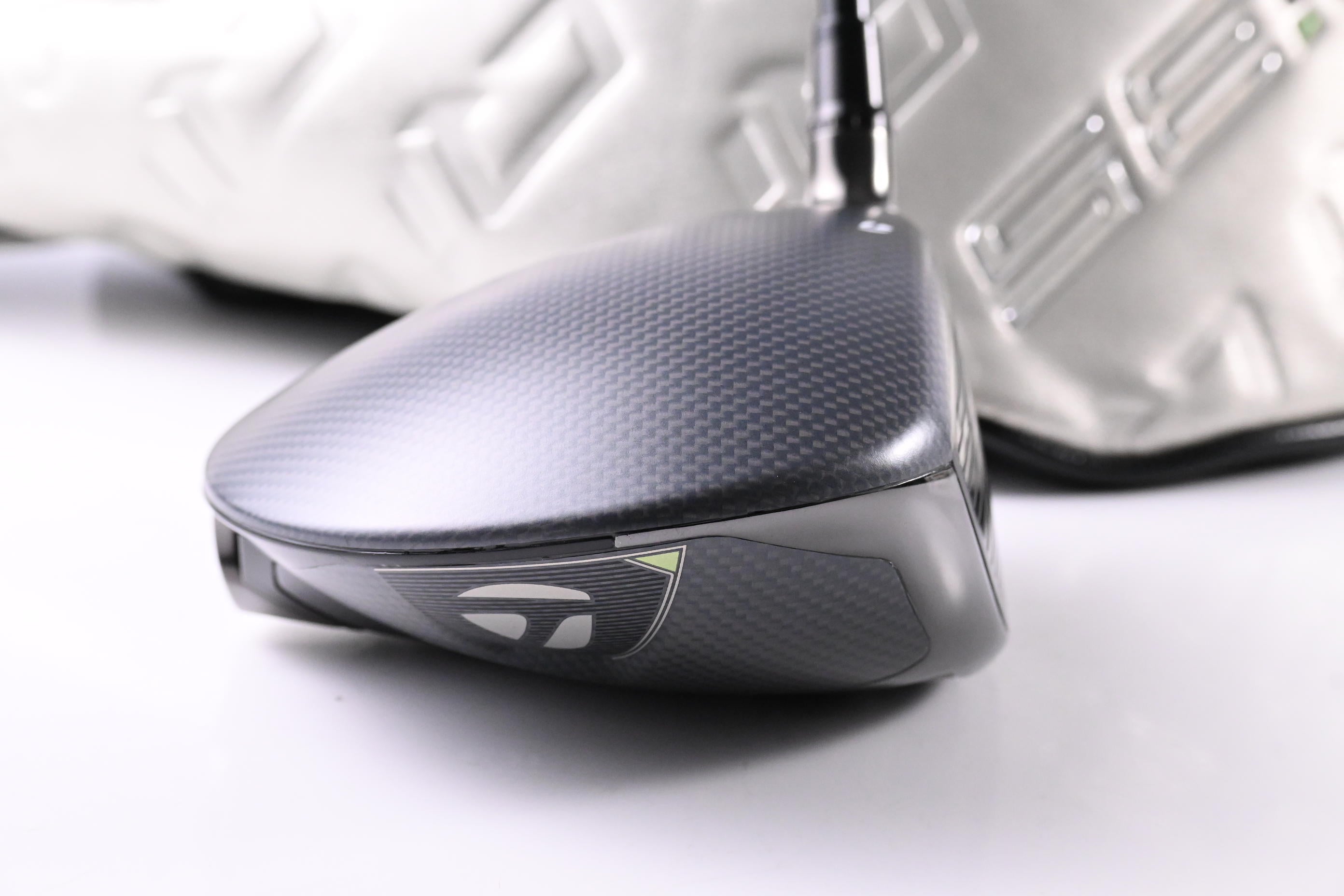 Taylormade Qi35 LS Driver / 10.5 Degree / Stiff Flex HZRDUS Smoke Blue RDX 60