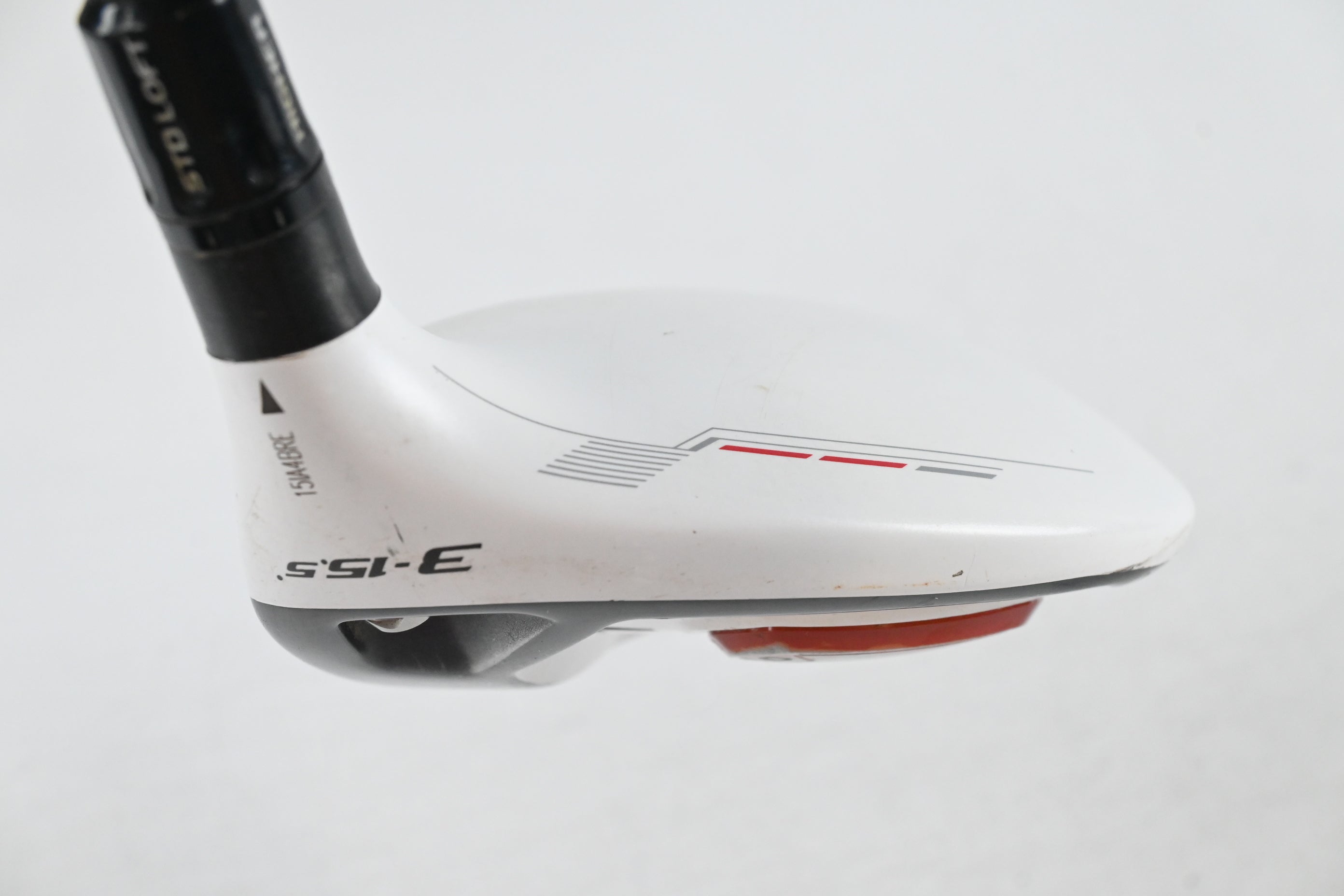 Taylormade R11 #3 Wood / 155.5 Degree / Stiff Flex Fujikura Blur 70 Shaft