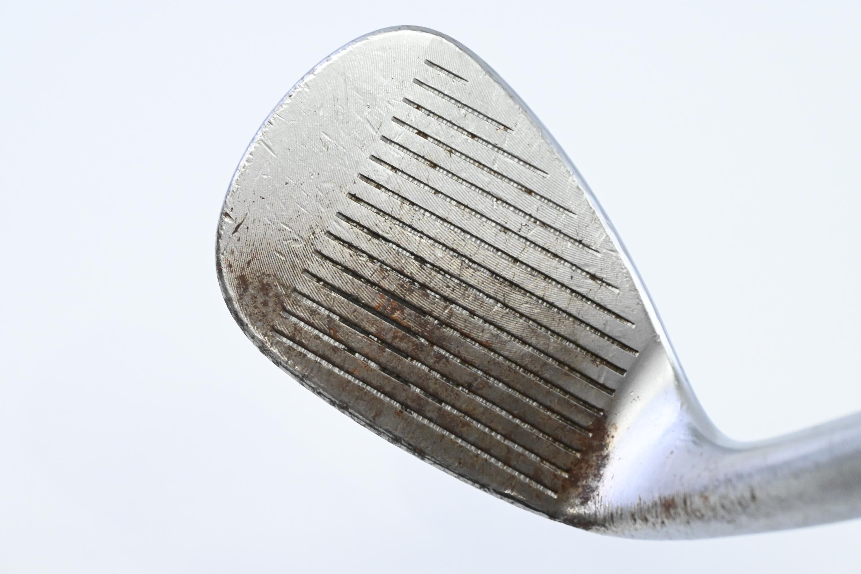 Titleist Vokey Spin Milled 2005 Sand Wedge / 56 Degree / Wedge Flex Dynamic Gold