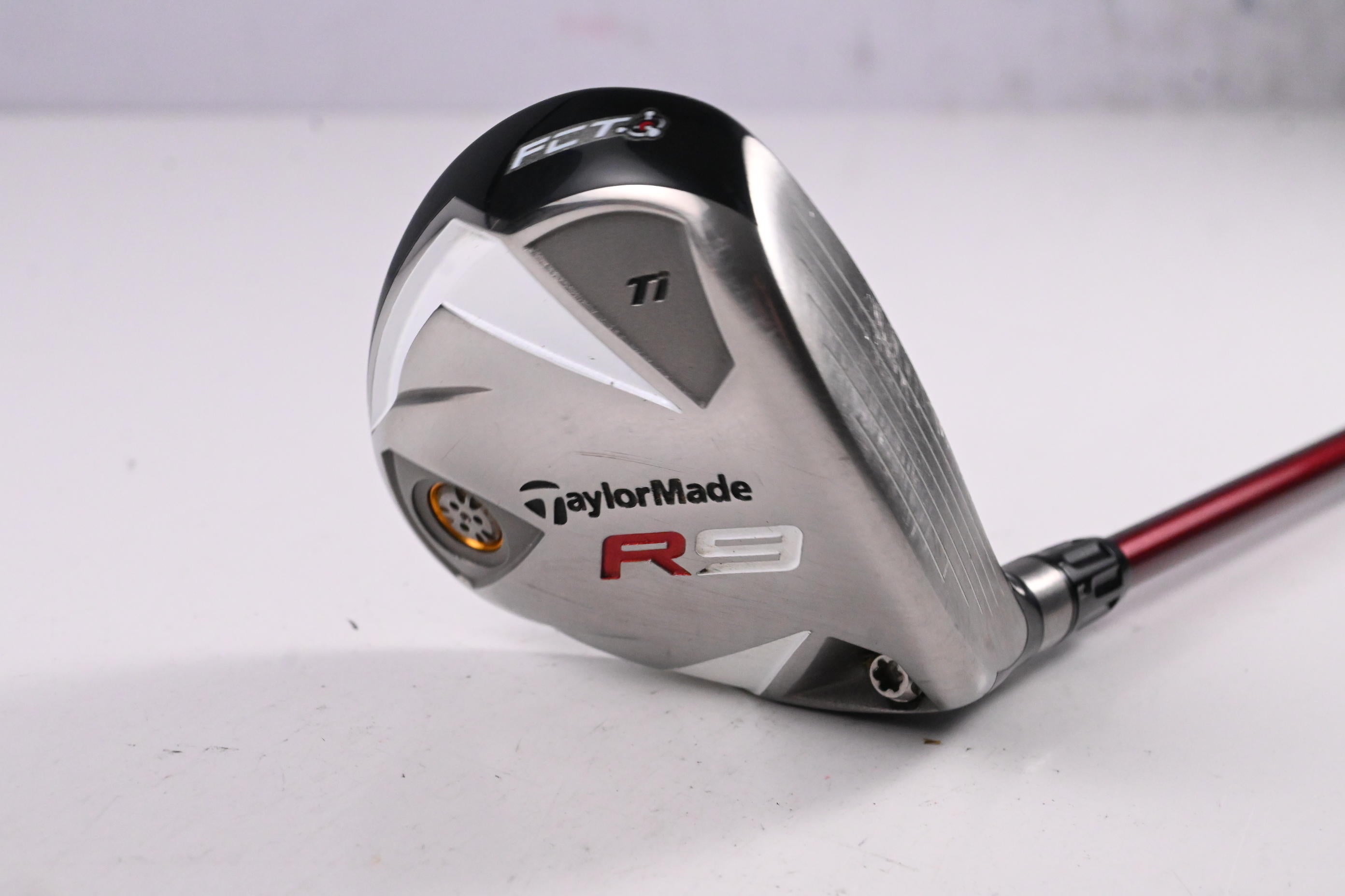 Taylormade R9 #5 Wood / 18 Degree / Regular Flex Aldila Reax 60 Shaft