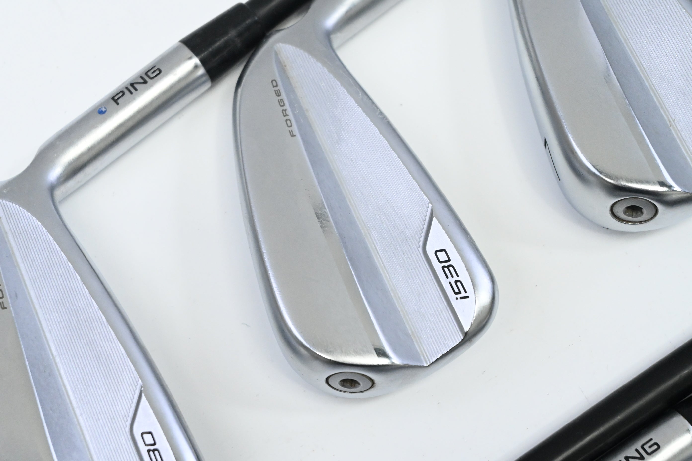 Ping i530 Irons / 5-PW / Blue Dot / Regular Flex Ping Alta CB Blue AWT Shafts