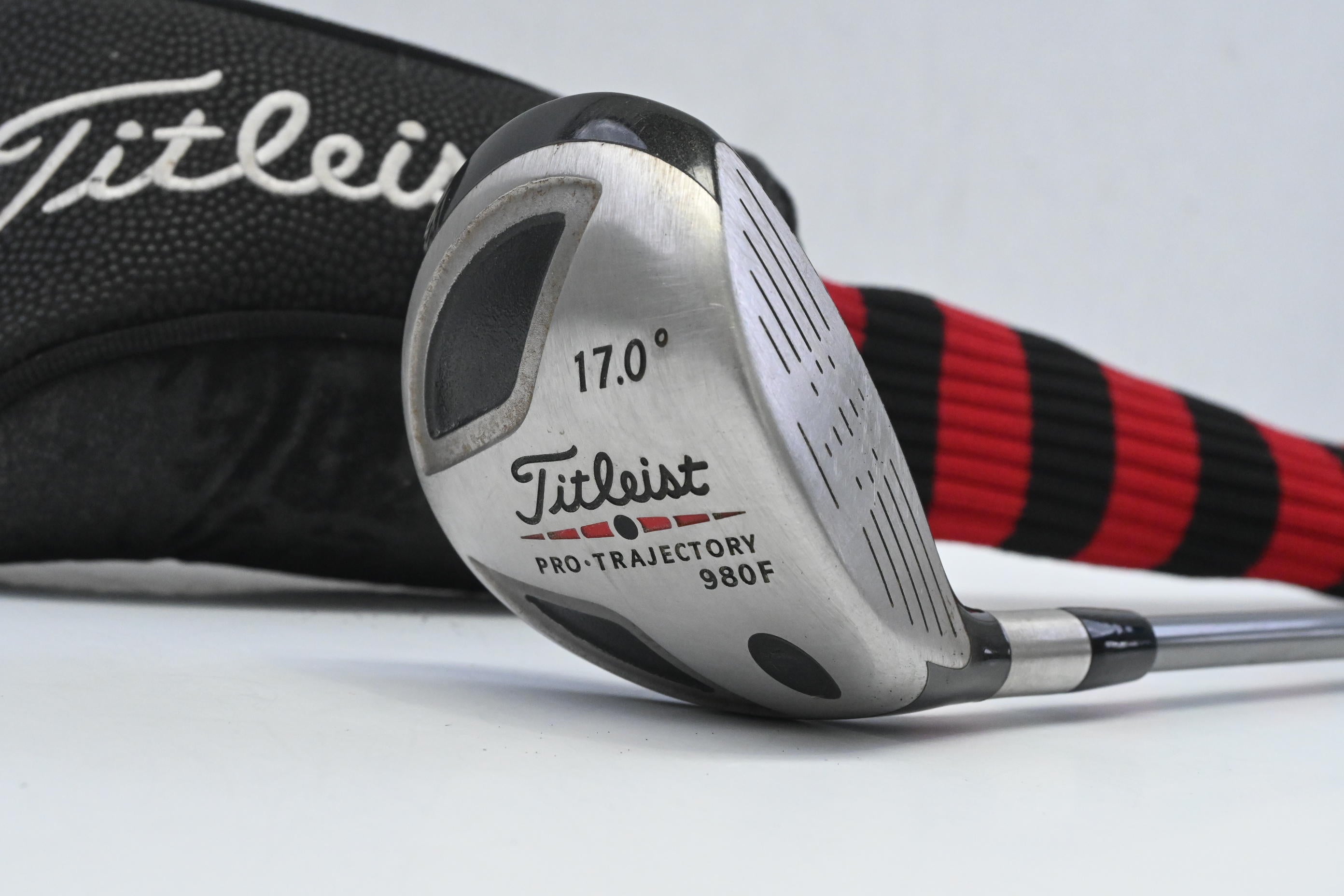 Titleist 980 F #5 Wood / 17 Degree / Regular Flex Titleist 4375 Shaft