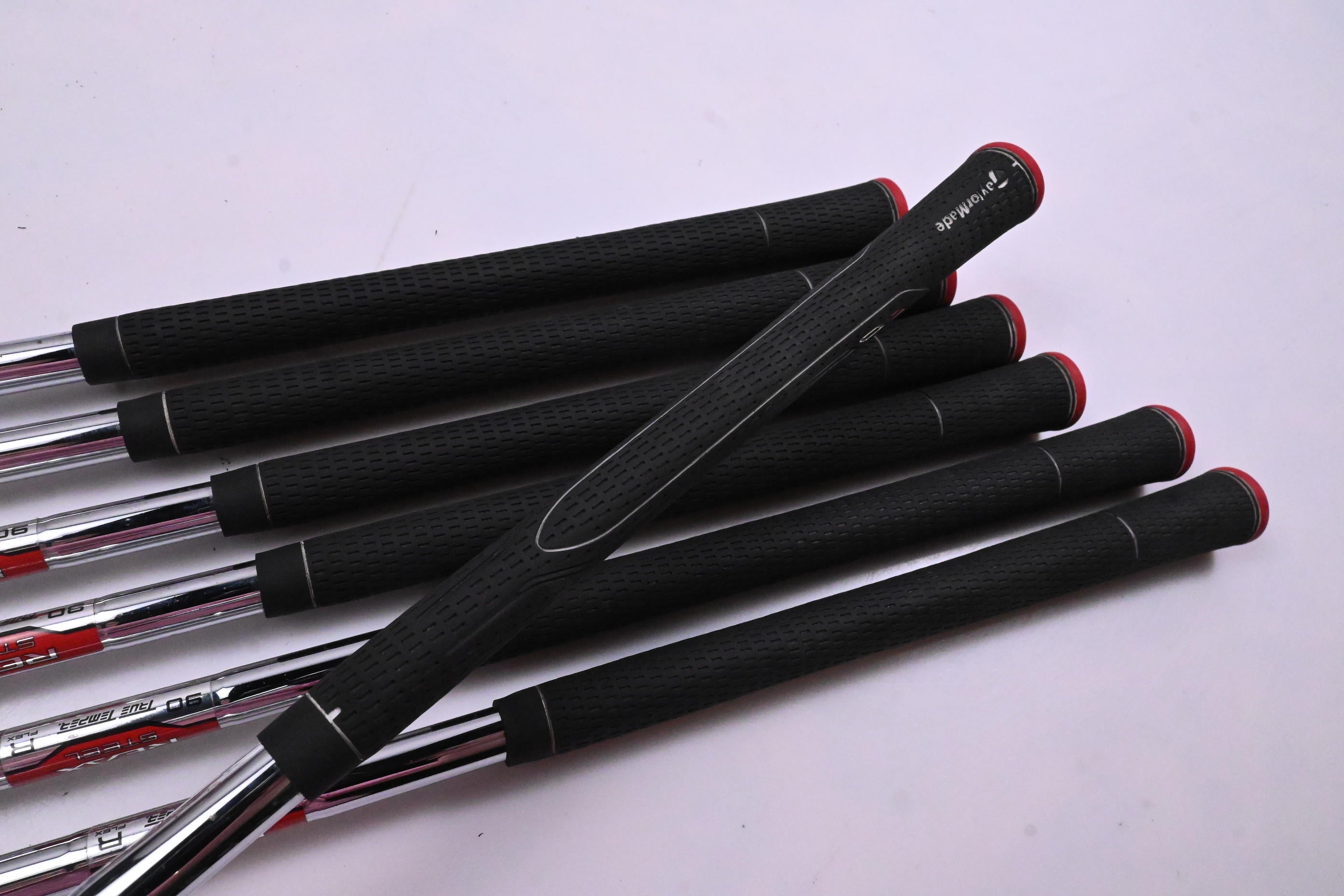 Taylormade RSi1 Irons / 4-PW / Regular Flex Reax 90 Shafts