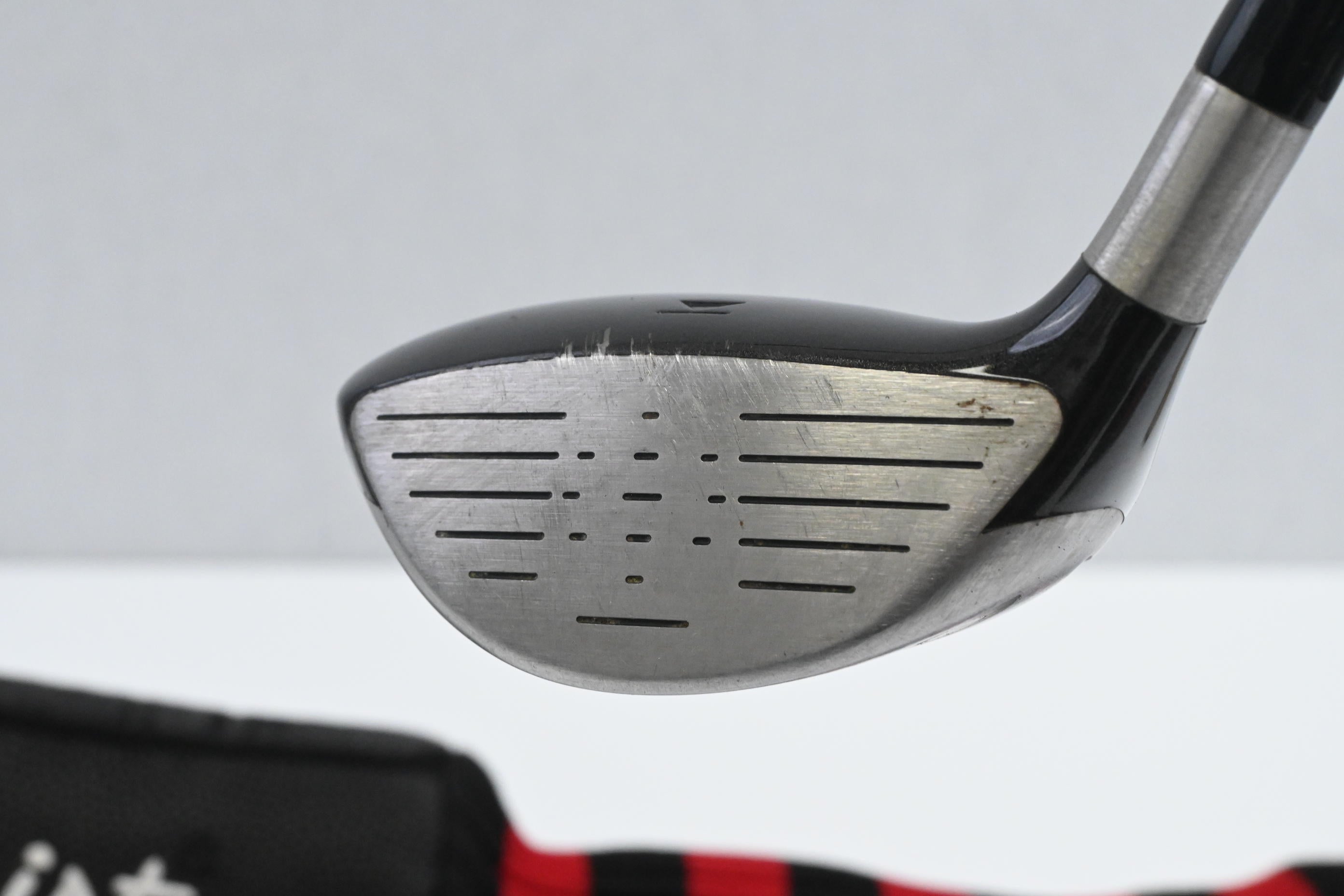 Titleist 980 F #5 Wood / 17 Degree / Regular Flex Titleist 4375 Shaft