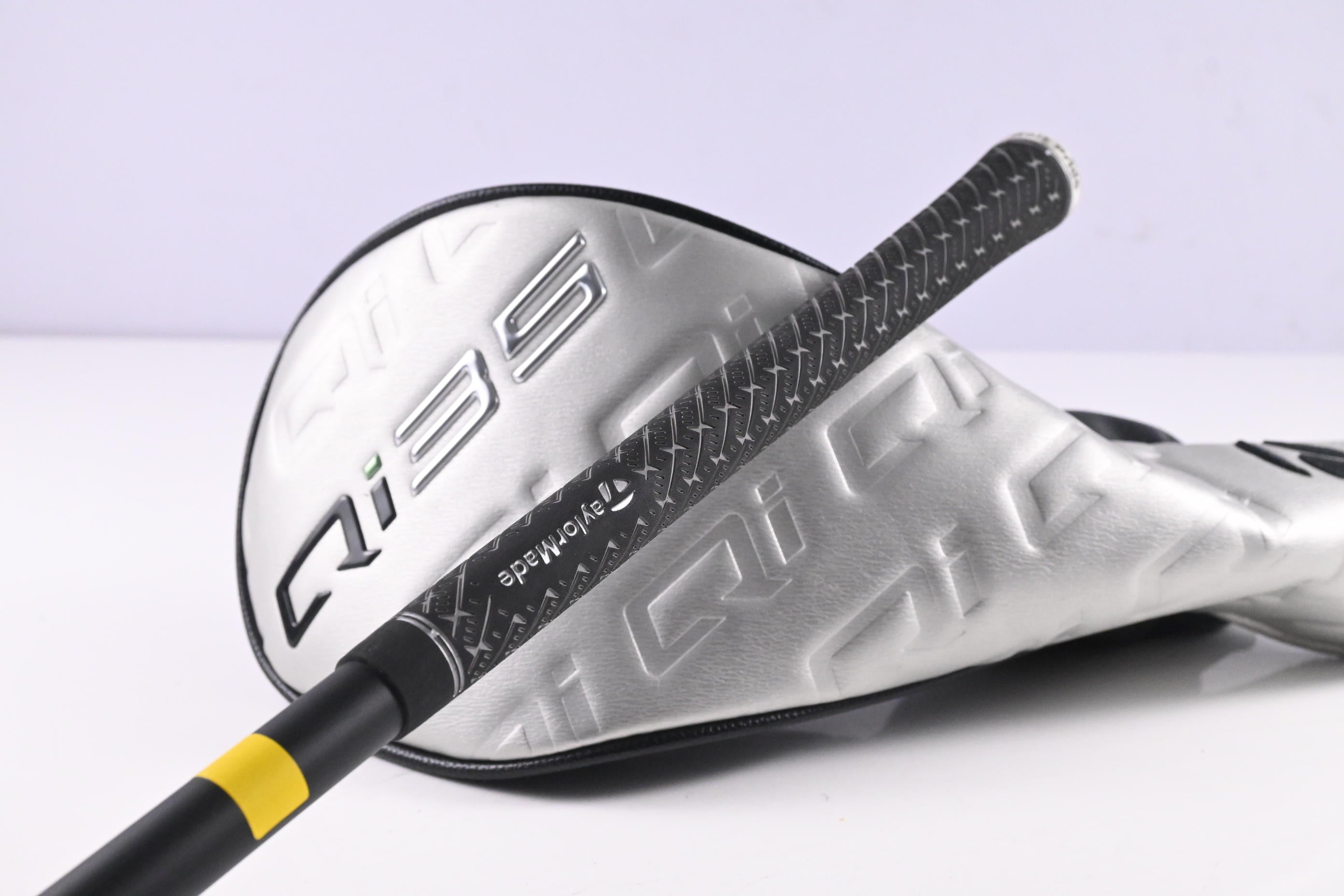Taylormade Qi35 Max Lite Driver / 12 Degree / Senior Flex Vanquish 4 Shaft