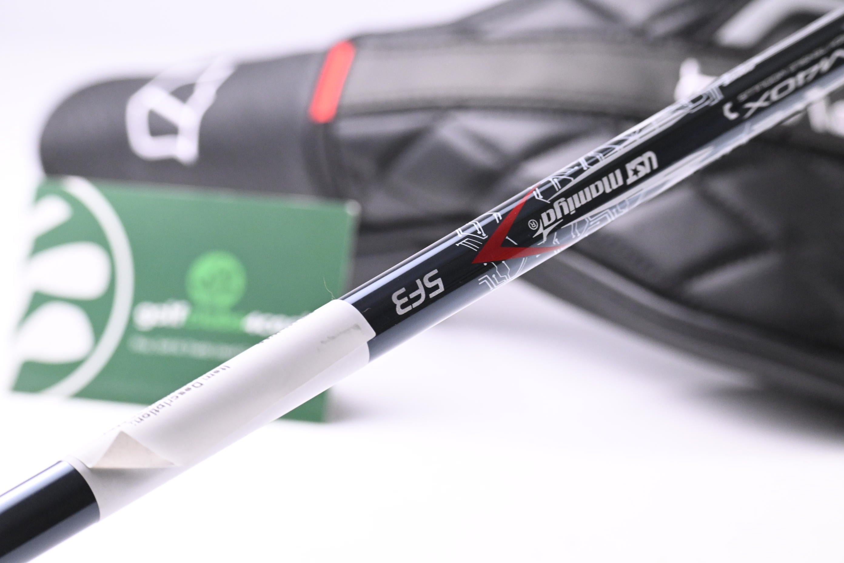 Wilson DYNAPWR Max Driver / 10.5 Degree / Regular Flex UST Mamiya LIN-Q Red 5