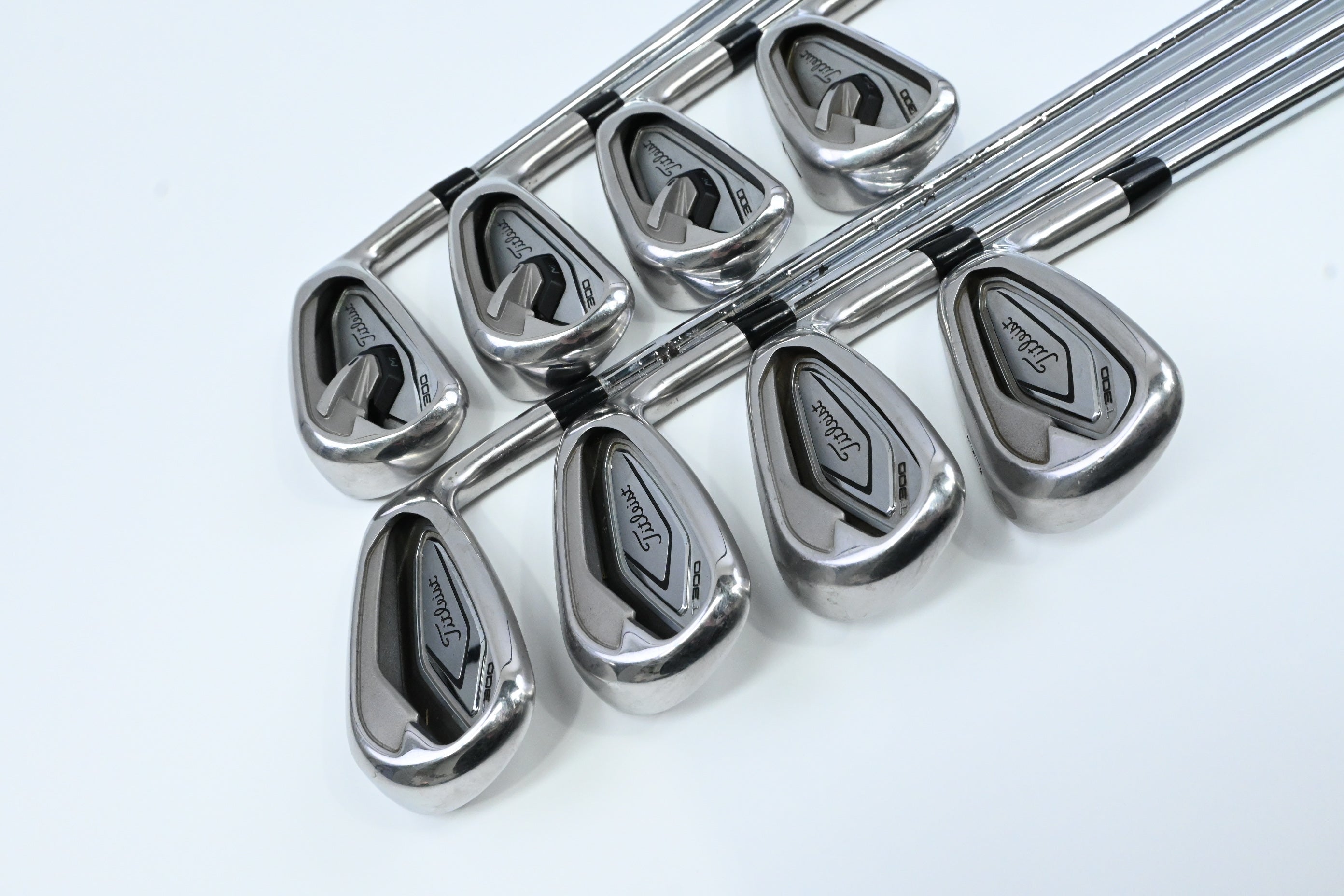 Titleist T300 2019 Irons / 4-PW / Regular Flex AMT Red R300 Shafts