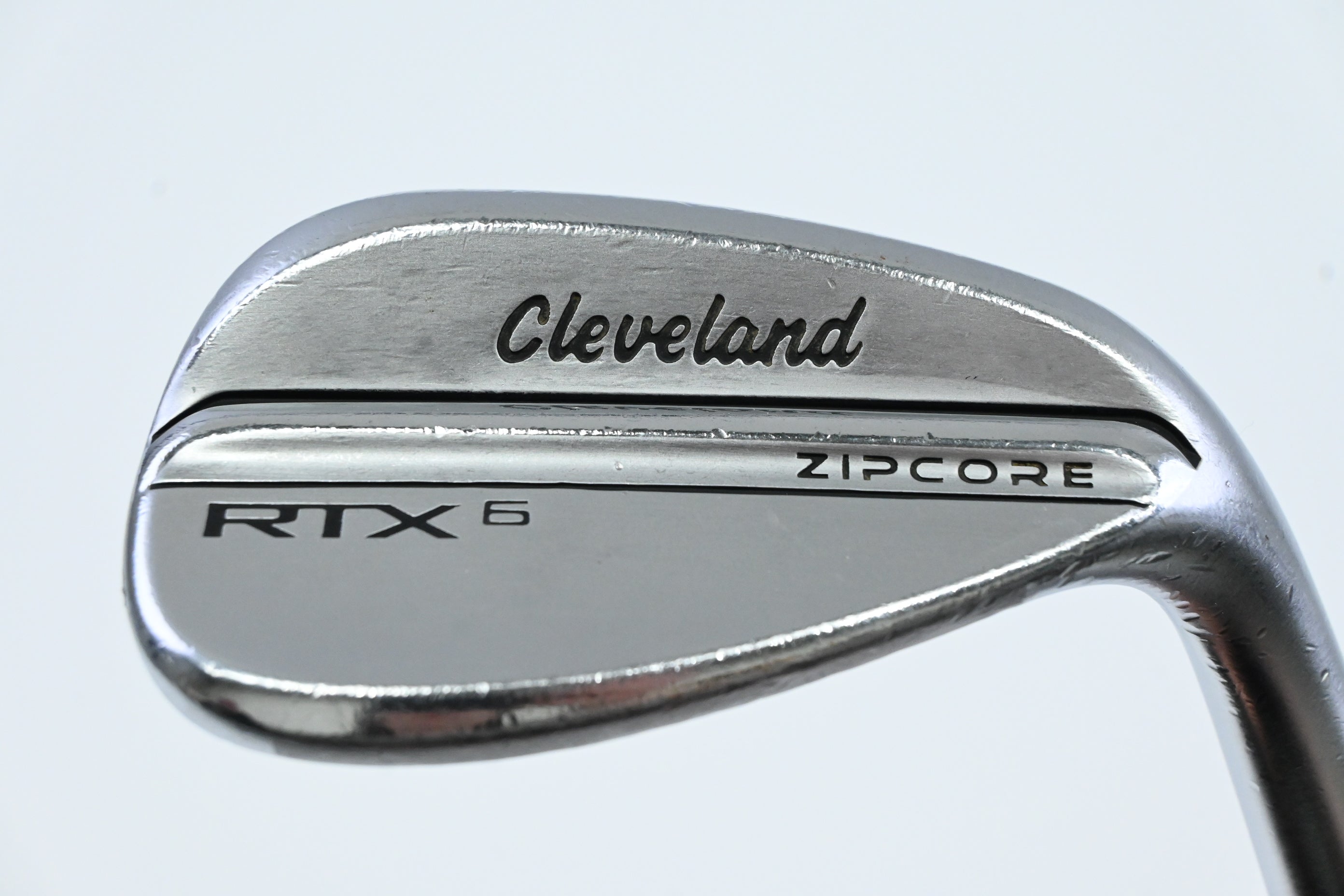 Cleveland RTX 6 Zipcore Gap Wedge / 52 Degree / Wedge Flex Dynamic Gold Spinner