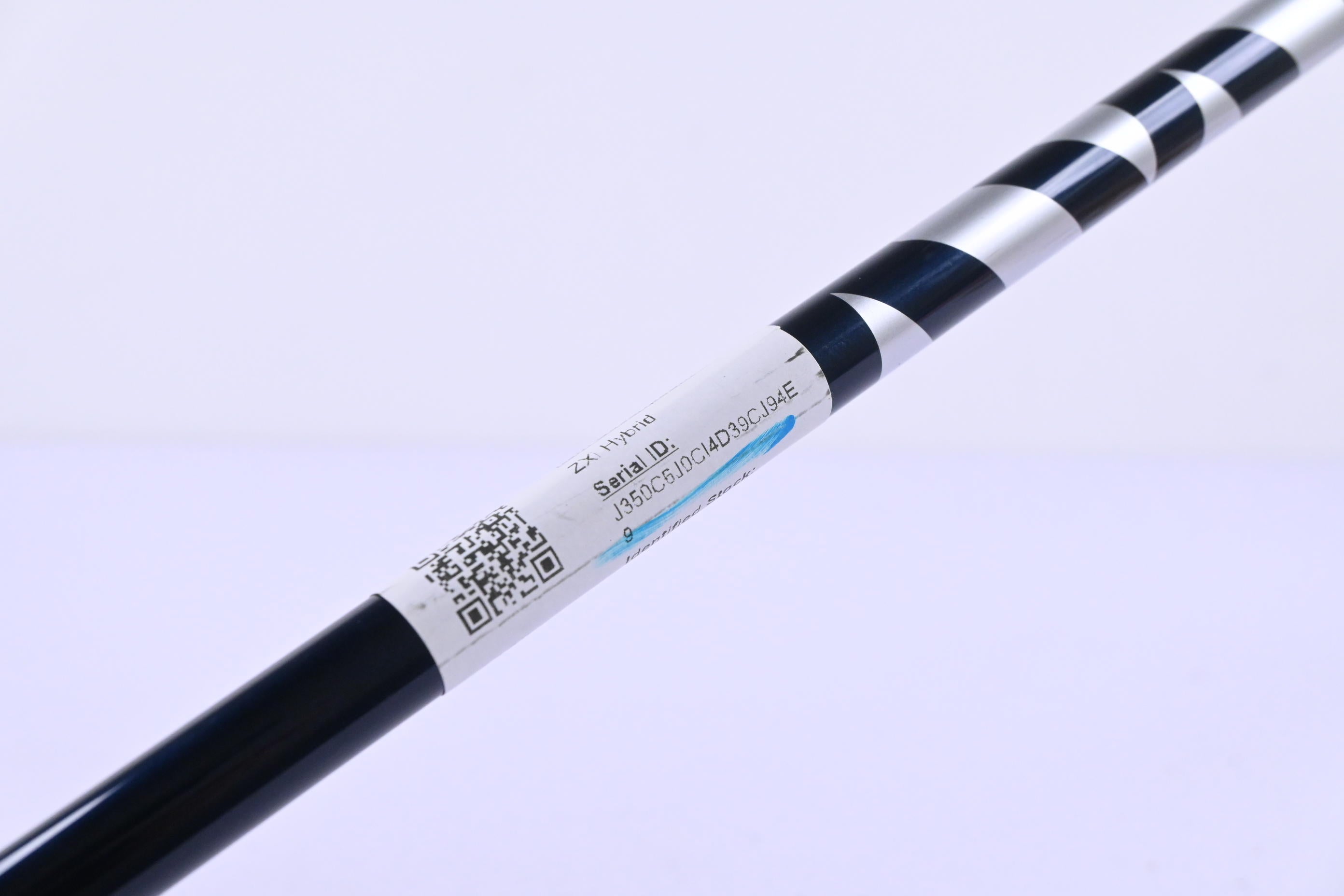 Srixon ZXi #4 Hybrid / 22 Degree / Regular Flex Fujikura Ventus TR Blue 7 Shaft