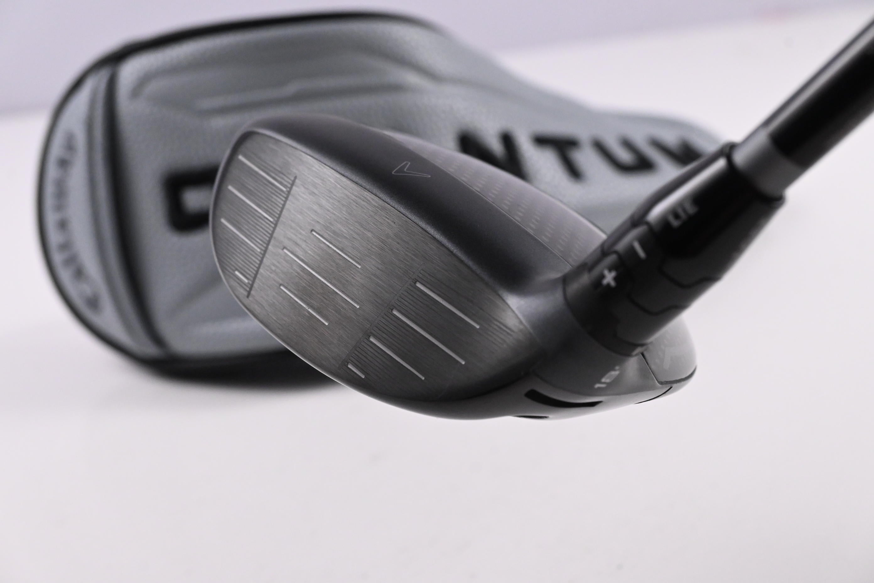 Callaway Quantum Max D #5 Wood / 18 Degree / Regular Flex Denali Frost Silver 60