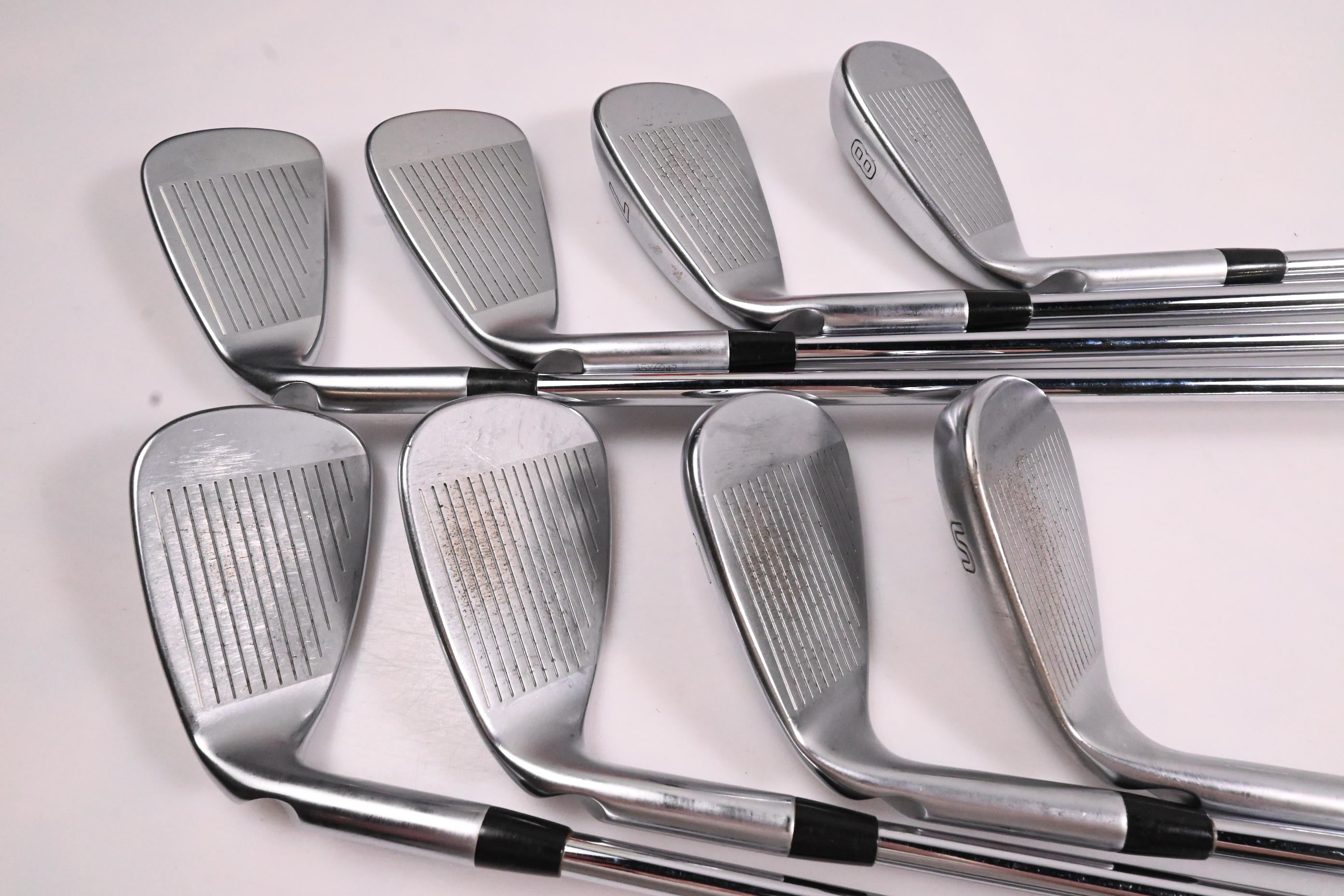 Ping G700 Irons / 5-PW+GW+SW / Orange Dot / Regular Flex Ping AWT 2.0 Shafts