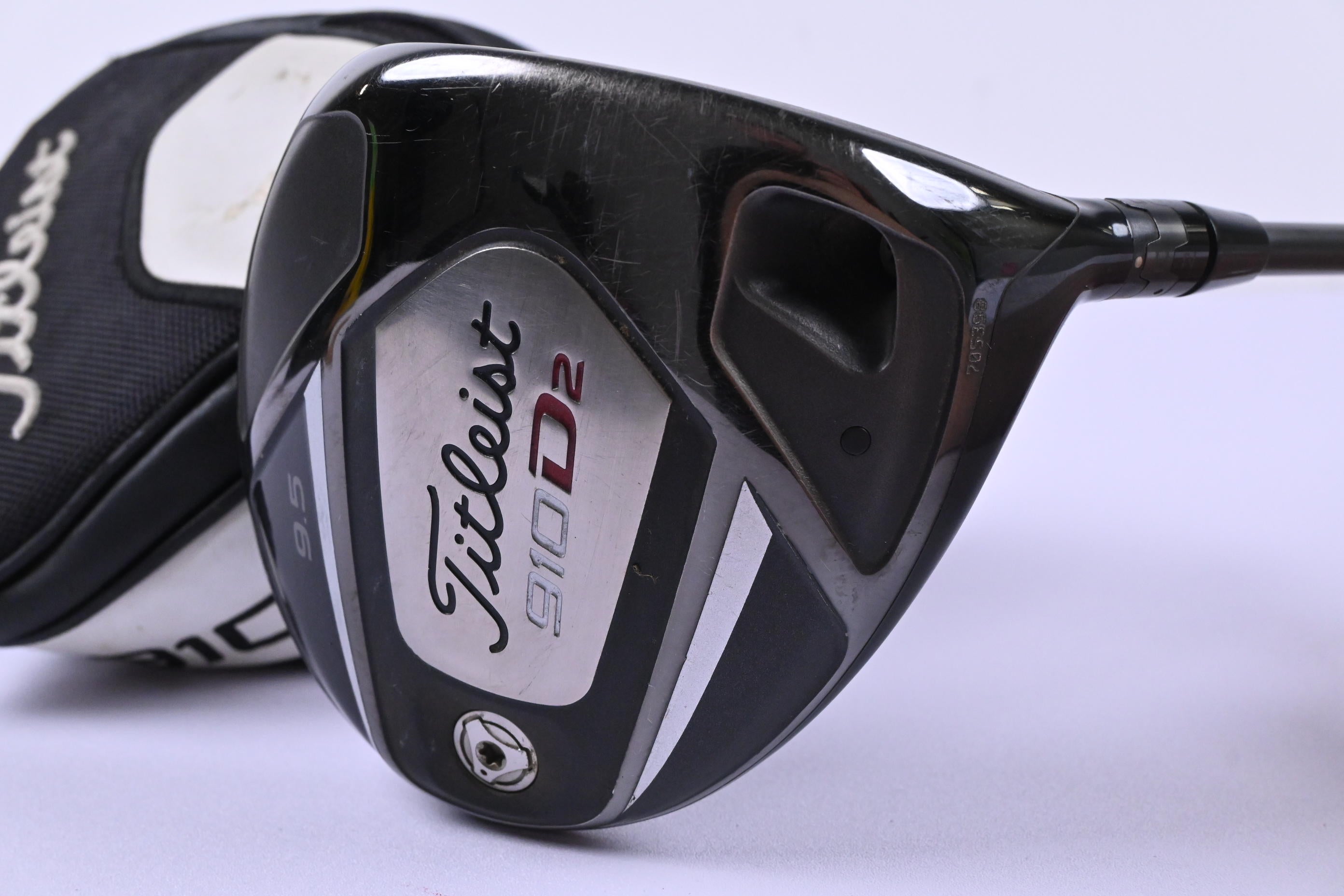 Titleist 910 D2 Driver / 9.5 Degree / Stiff Flex Aldila RIP Alpha 60 Shaft