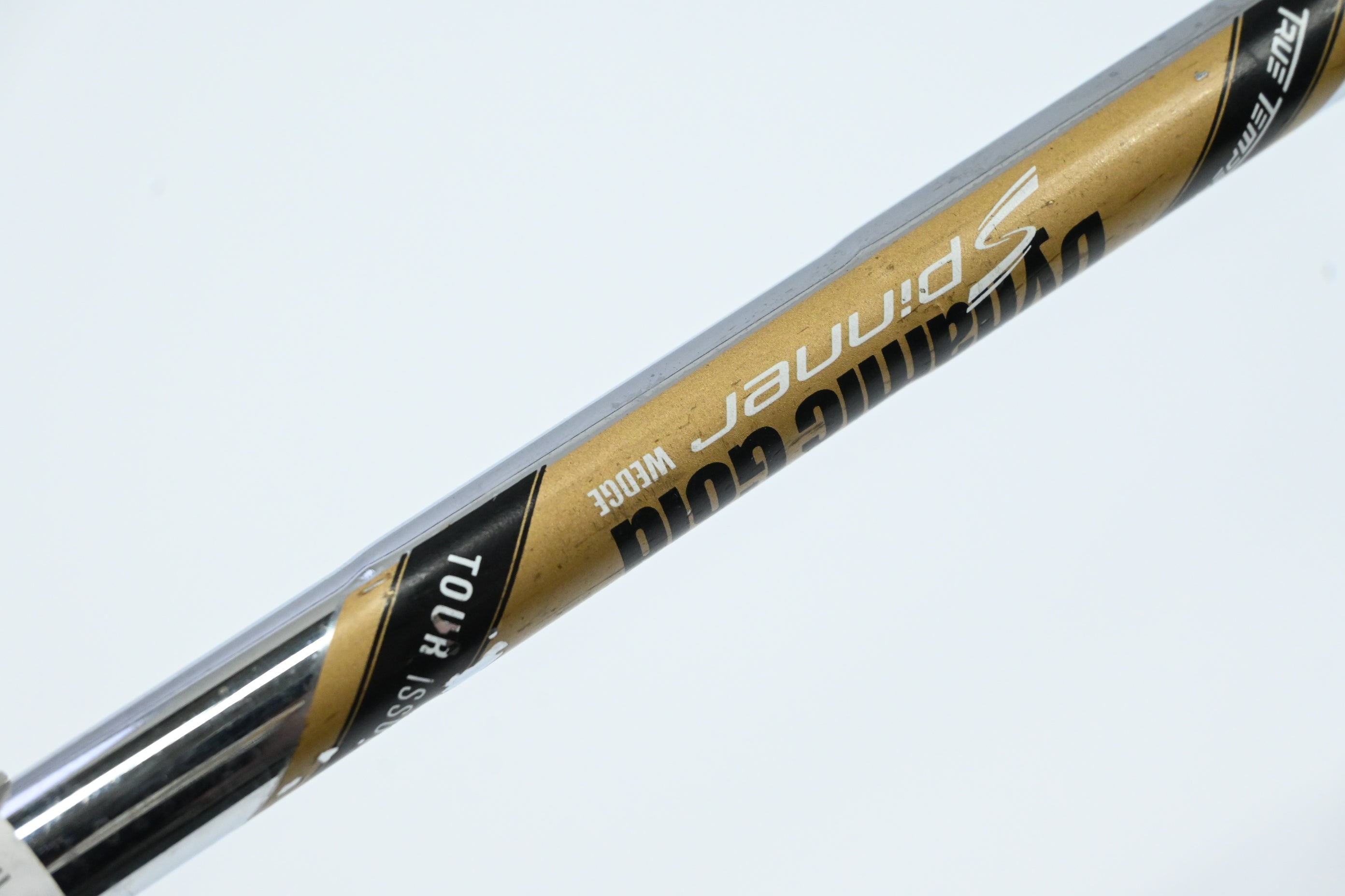 Cleveland RTX 6 Zipcore Gap Wedge / 52 Degree / Wedge Flex Dynamic Gold Spinner