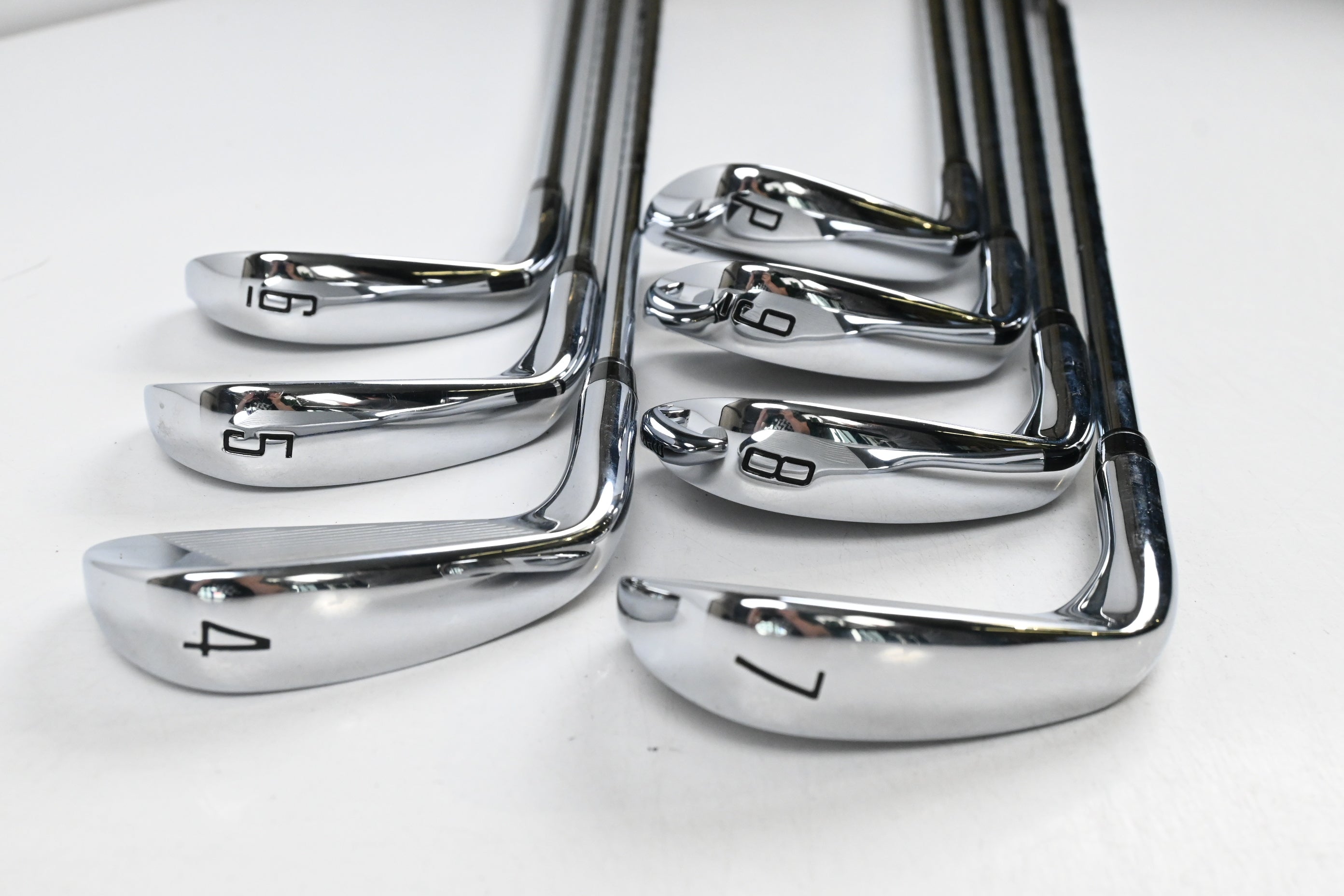 Wilson Dynapower 2026 Forged Irons / 4-PW / Stiff Flex KBS Tour Lite Shafts