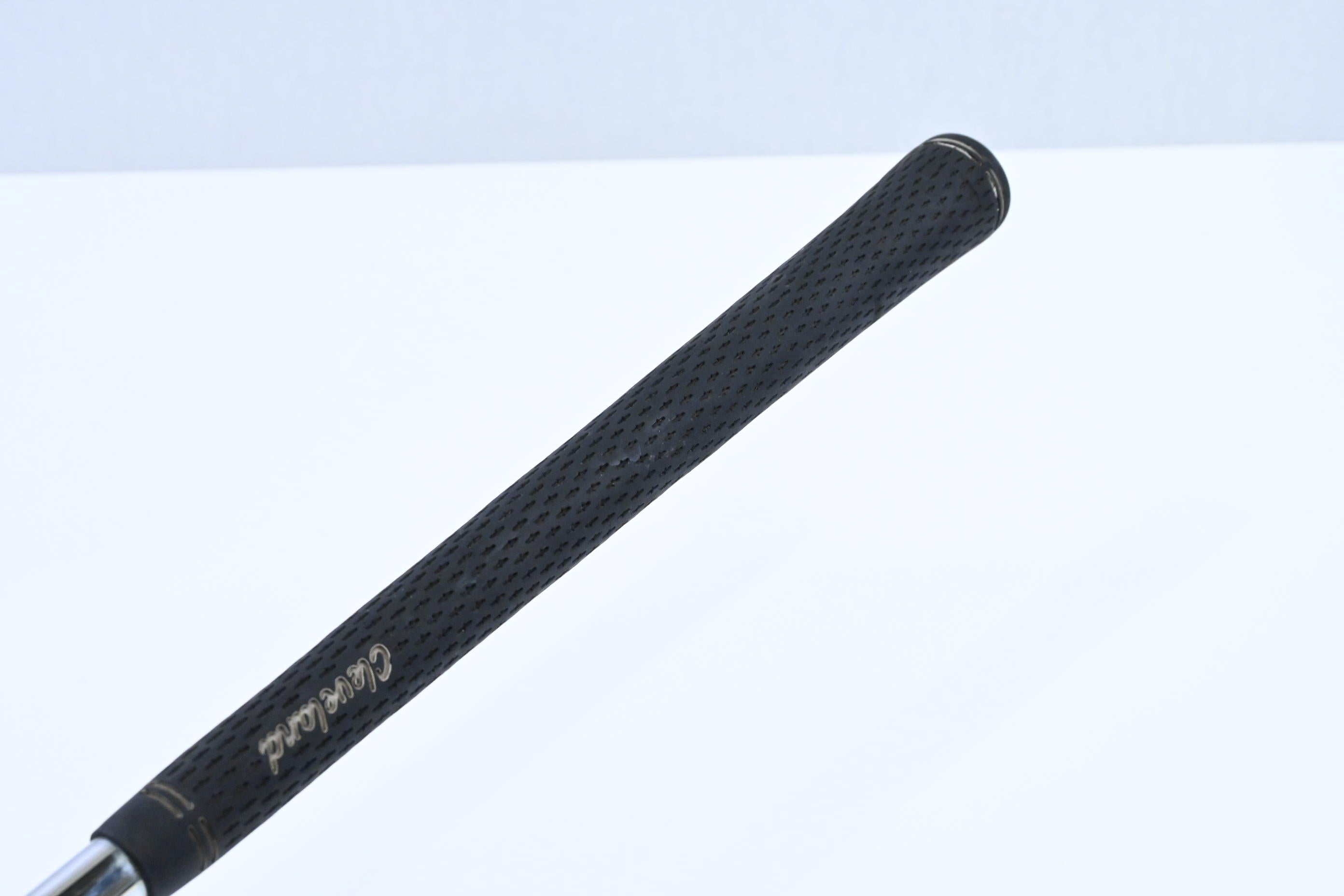 Cleveland 588 RTX Gap Wedge / 52 Degree / Wedge Flex Dynamic Gold Shaft
