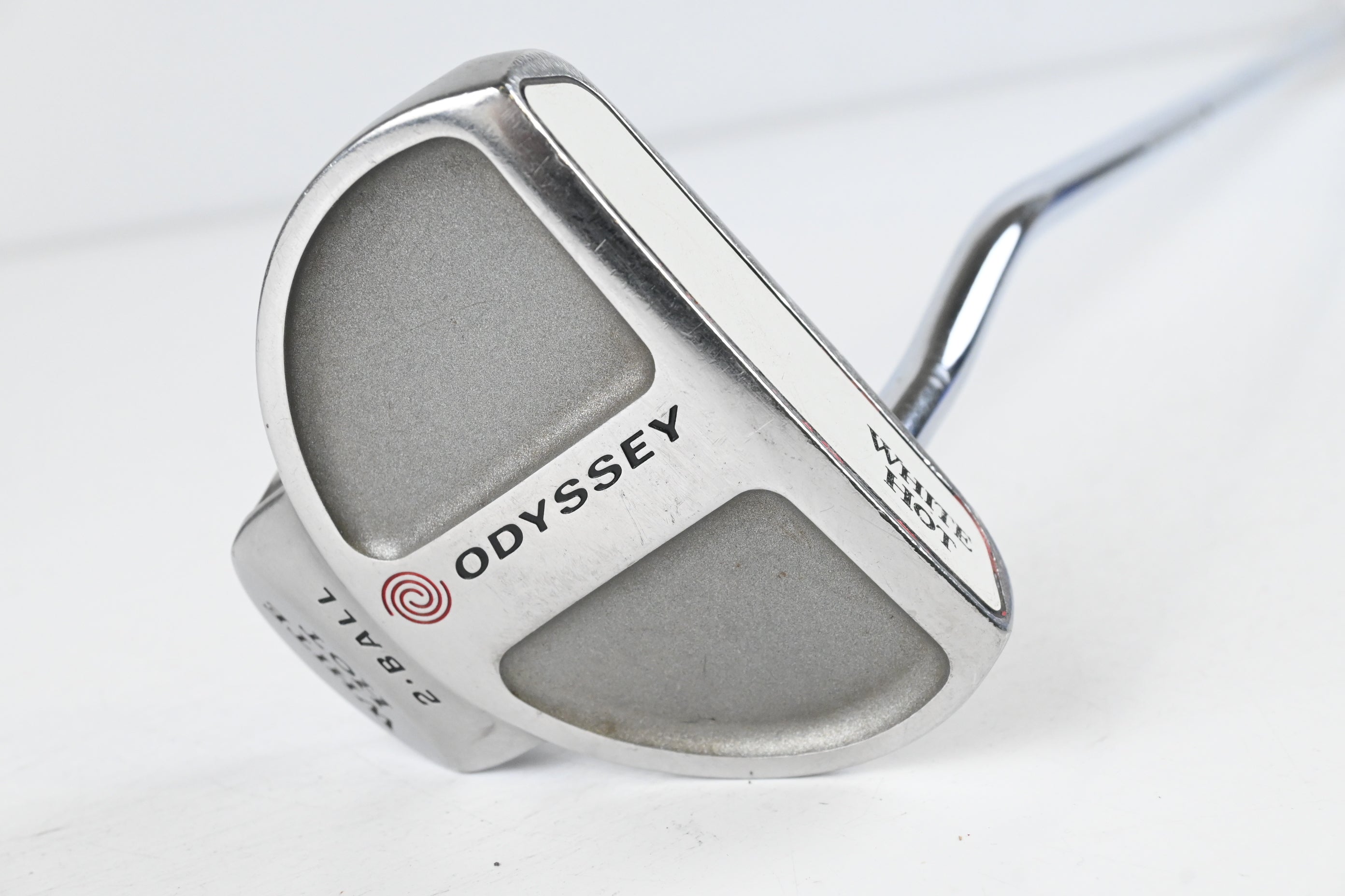 Odyssey White Hot 2-Ball Putter / 35 Inch
