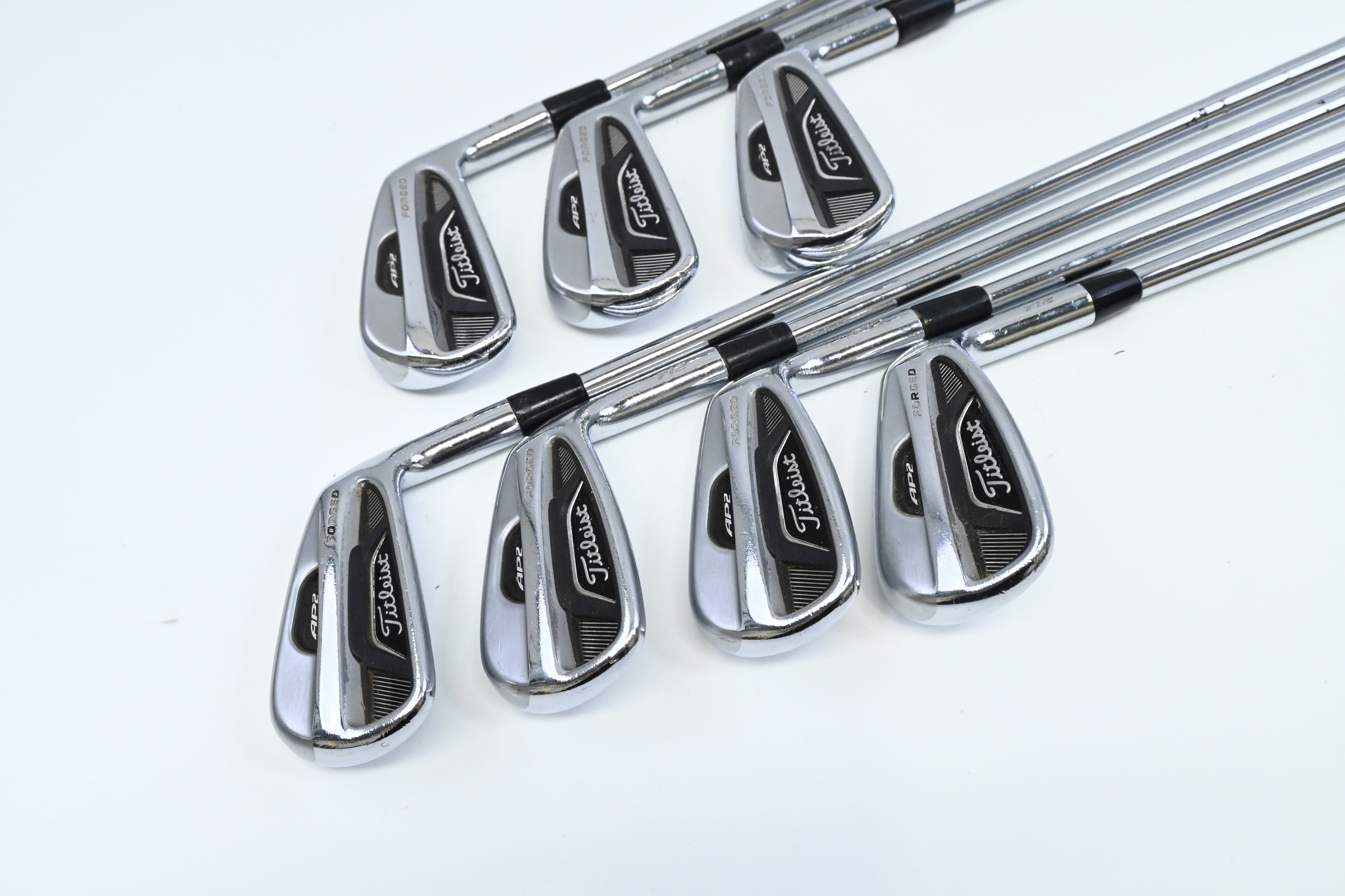 Titleist 712 AP2 Irons / 4-PW / Stiff Flex Dynalite Gold XP S300 Shafts