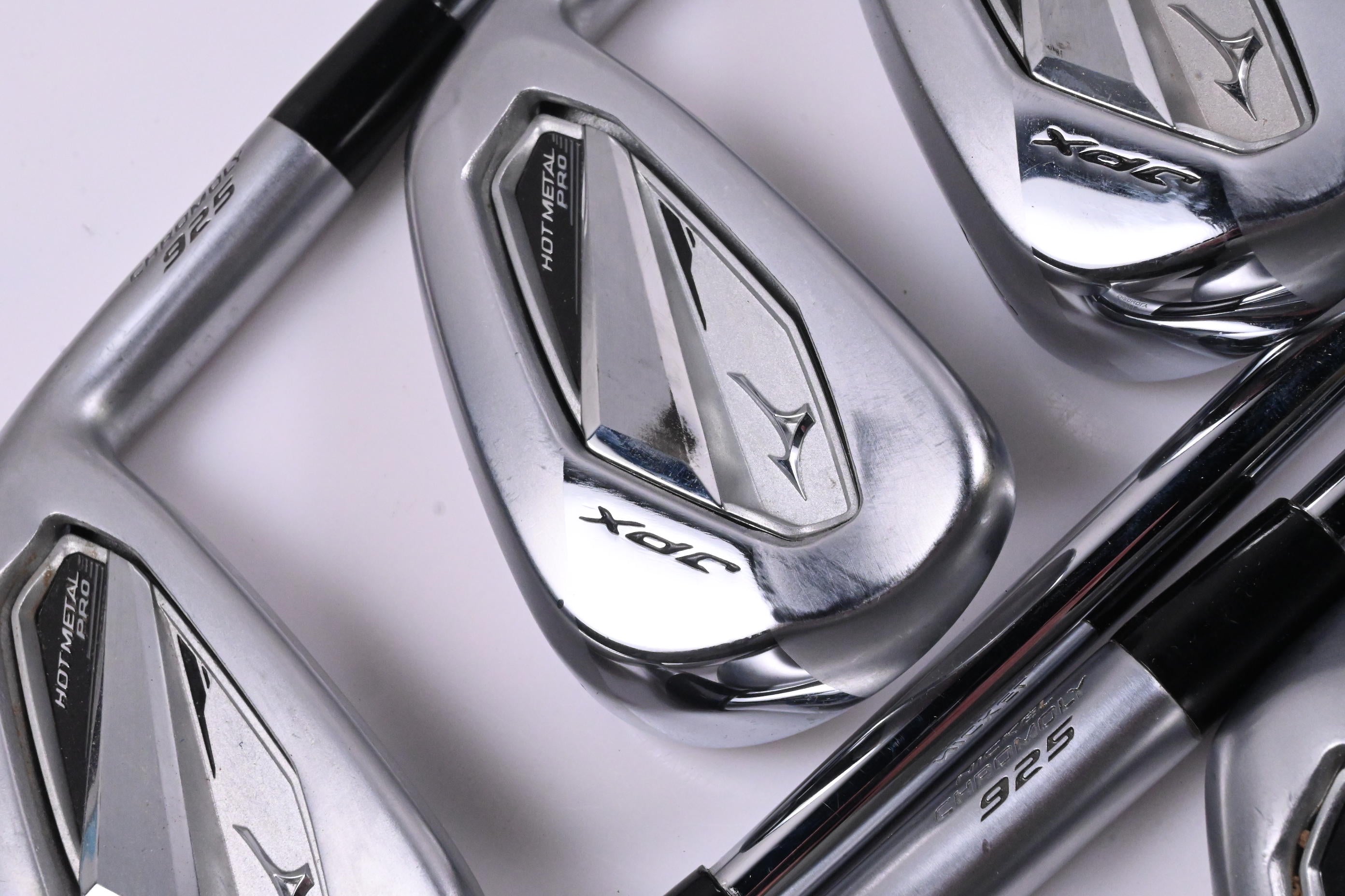 Mizuno JPX 925 Hot Metal Pro Irons / 5-PW+GW / Regular Plus Flex Project X LZ