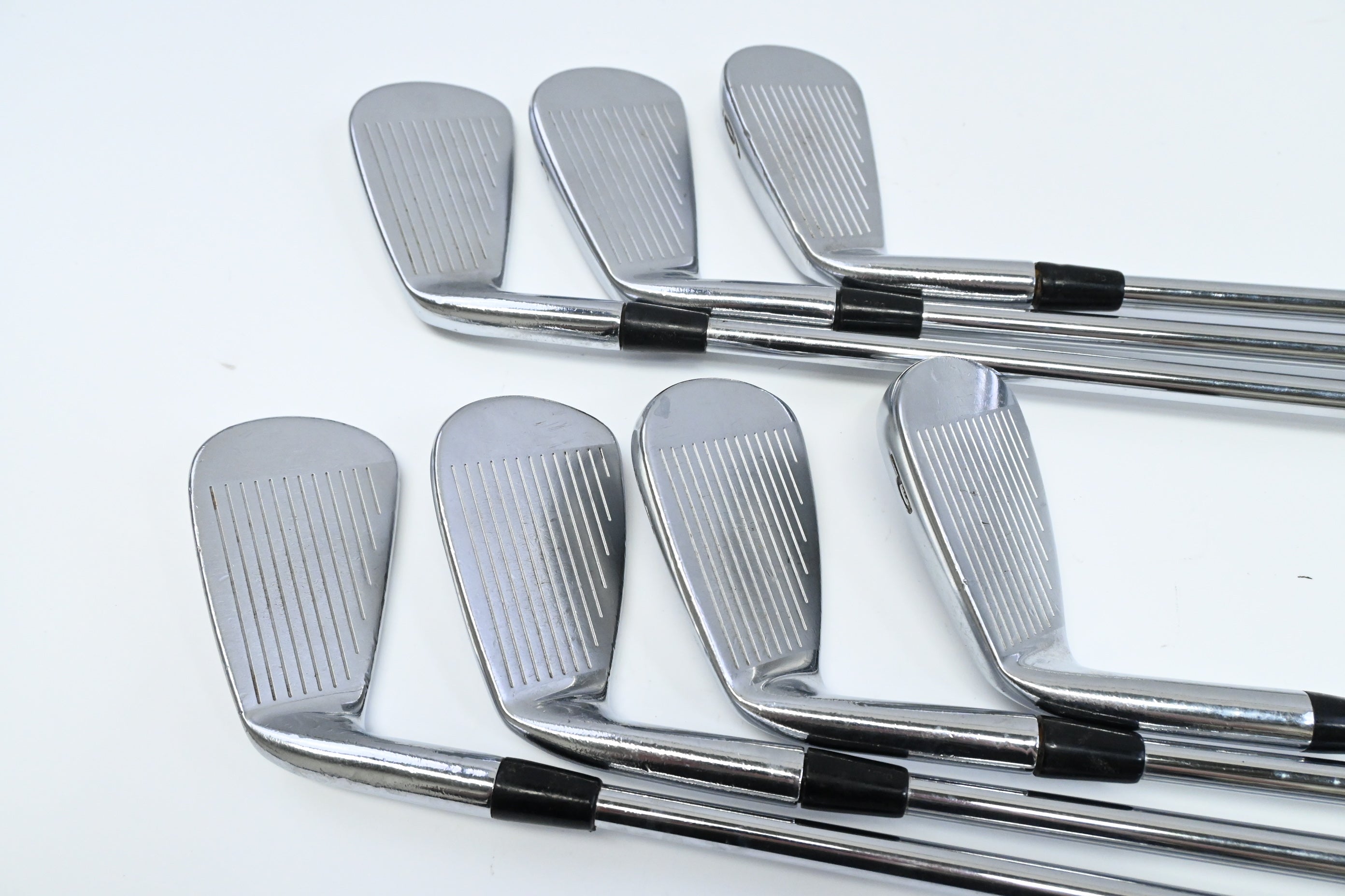 Titleist 712 AP2 Irons / 4-PW / Stiff Flex Dynalite Gold XP S300 Shafts