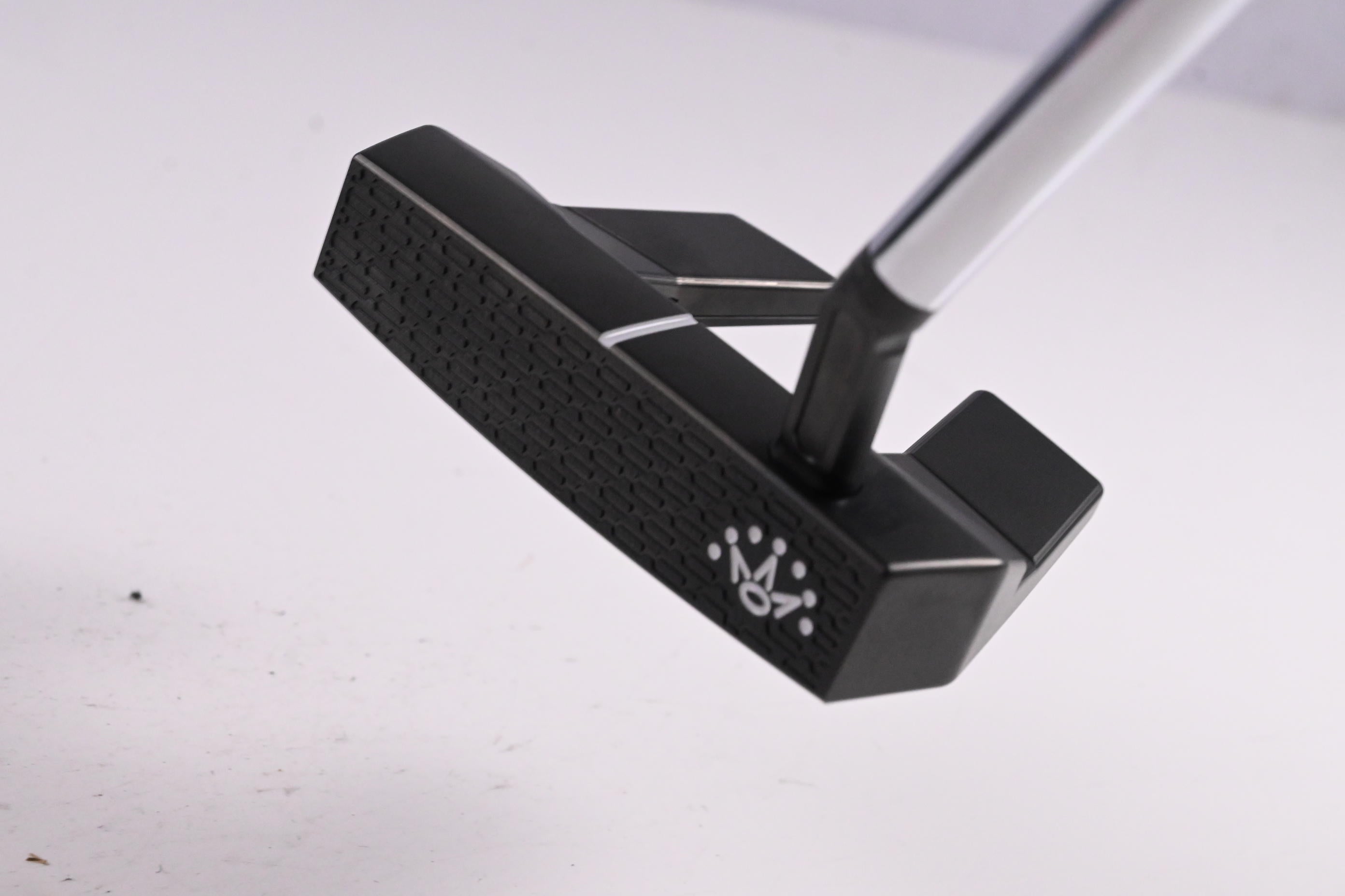 Scotty Cameron 2024 Phantom 5.5 Putter / 33 Inch