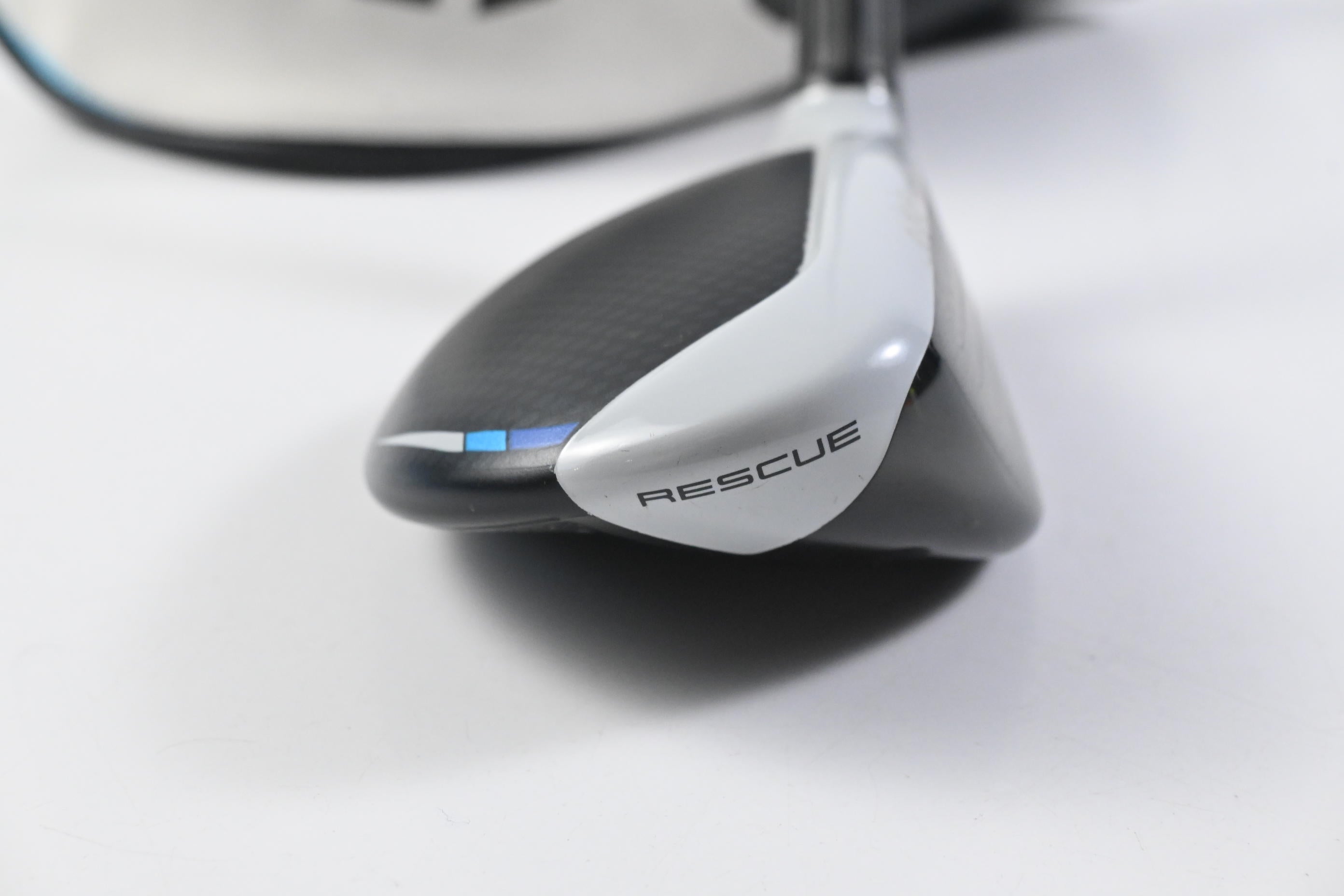 Taylormade SIM2 Max #4 Hybrid / 22 Degree / Senior Flex Ventus Blue 5 Shaft