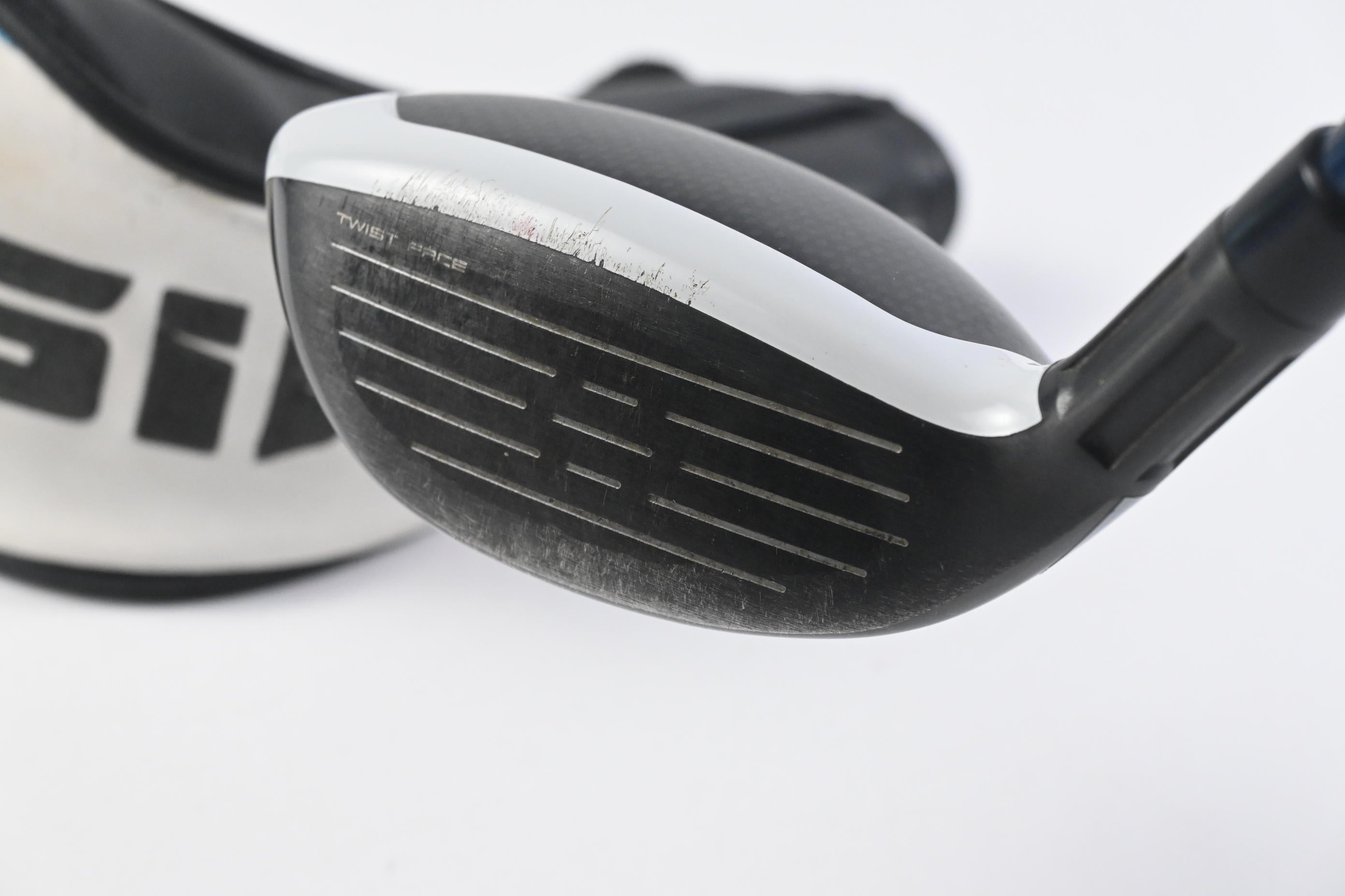 Taylormade SIM2 Max #4 Hybrid / 22 Degree / Senior Flex Ventus Blue 5 Shaft