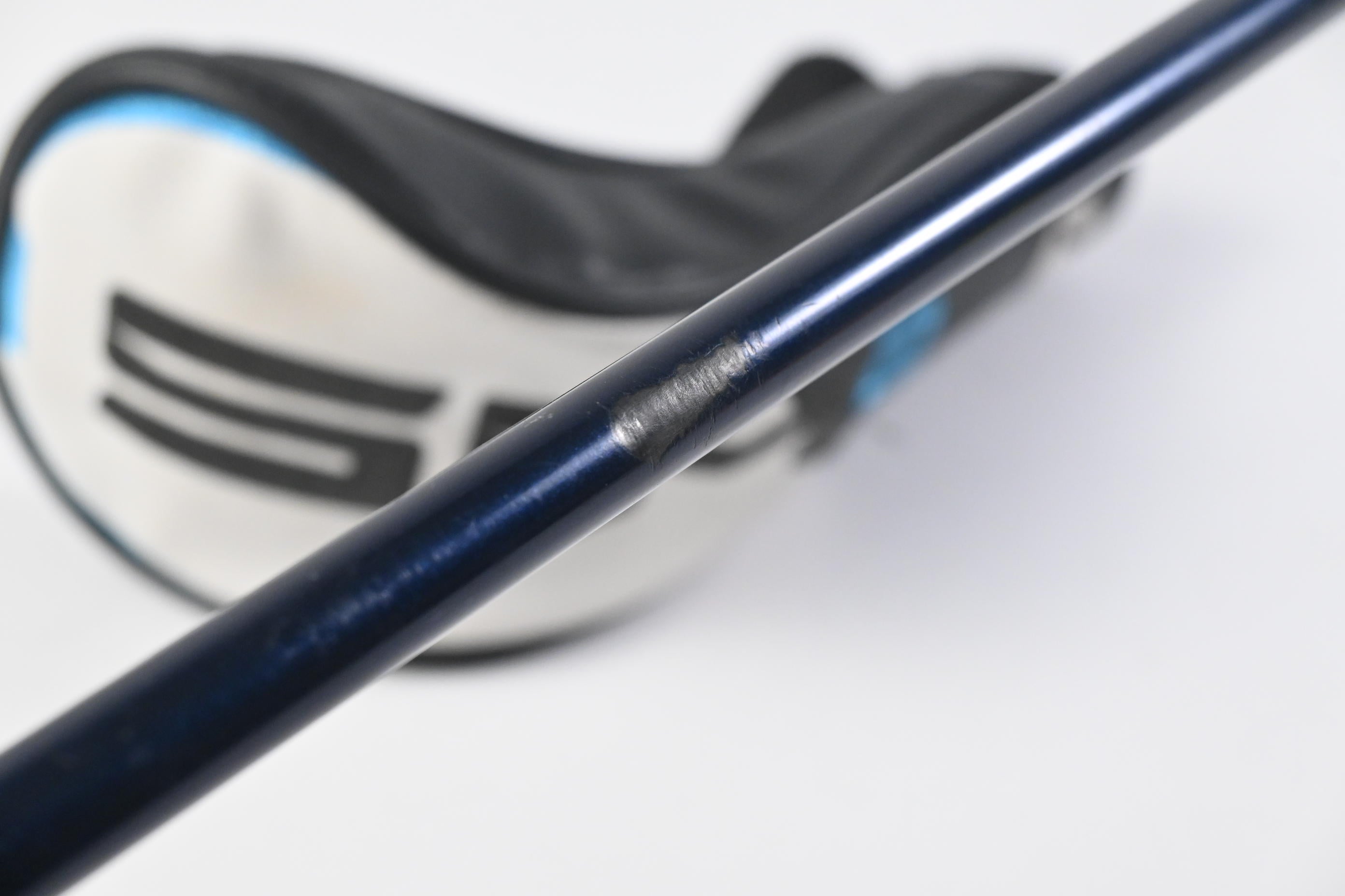 Taylormade SIM2 Max #4 Hybrid / 22 Degree / Senior Flex Ventus Blue 5 Shaft